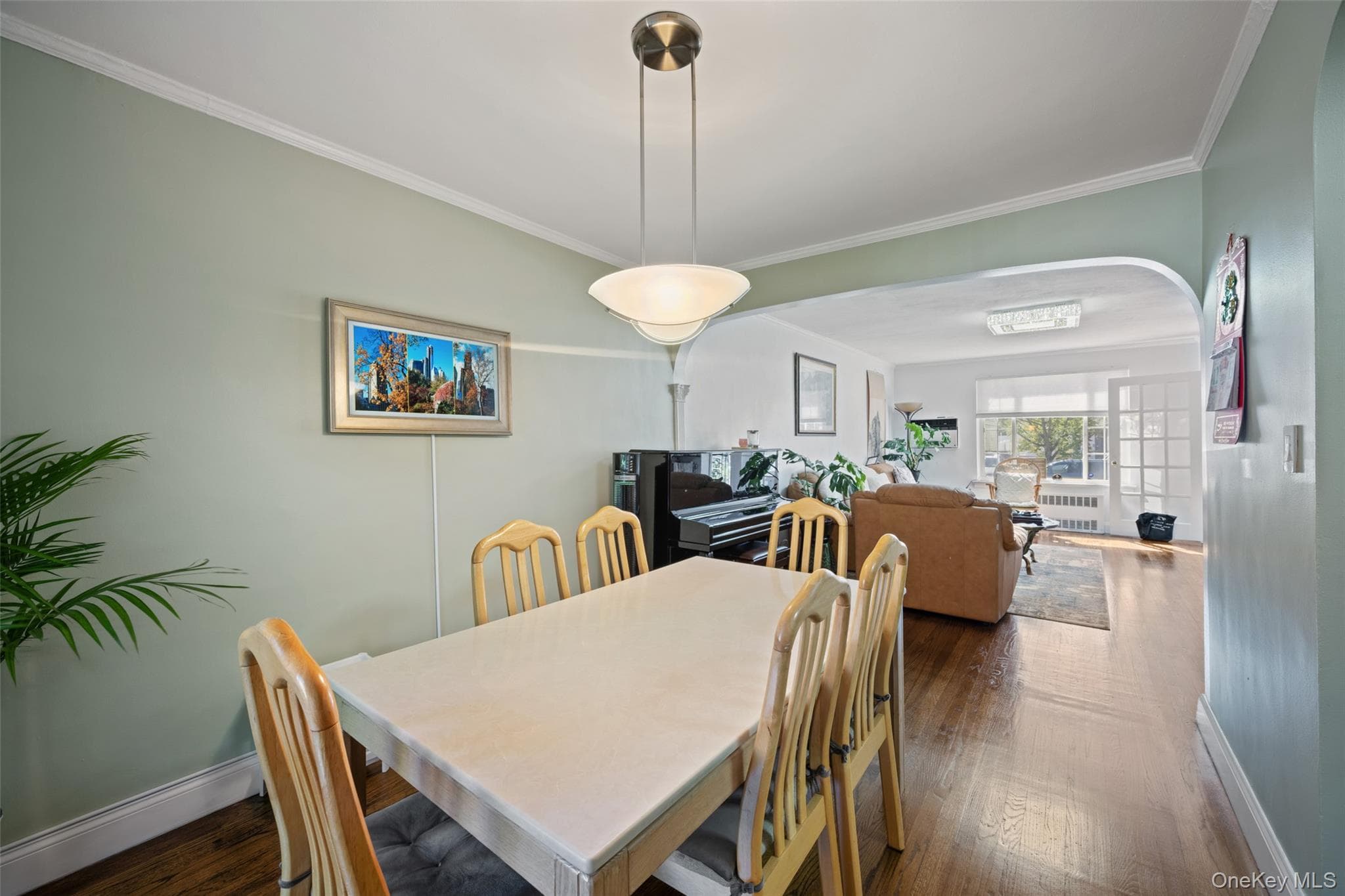 75-31 Furmanville Avenue thumbnail 8