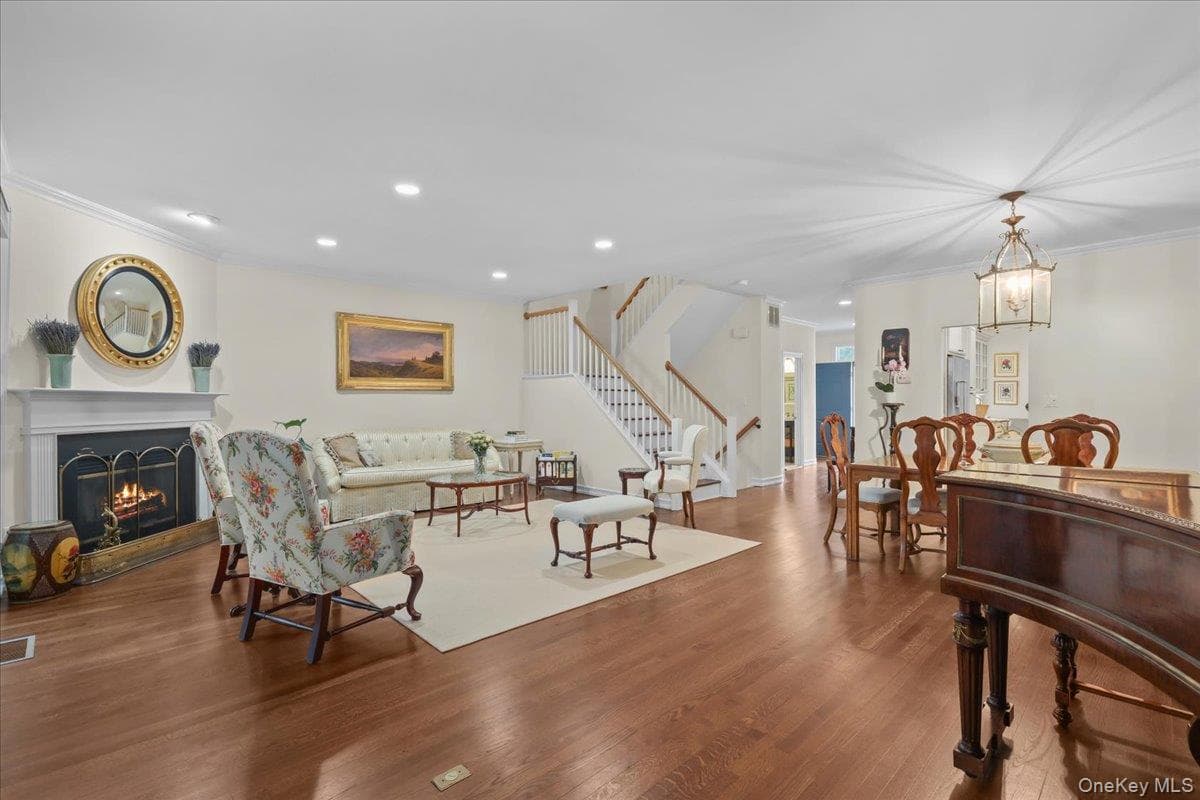 18 Brookview Drive thumbnail 10