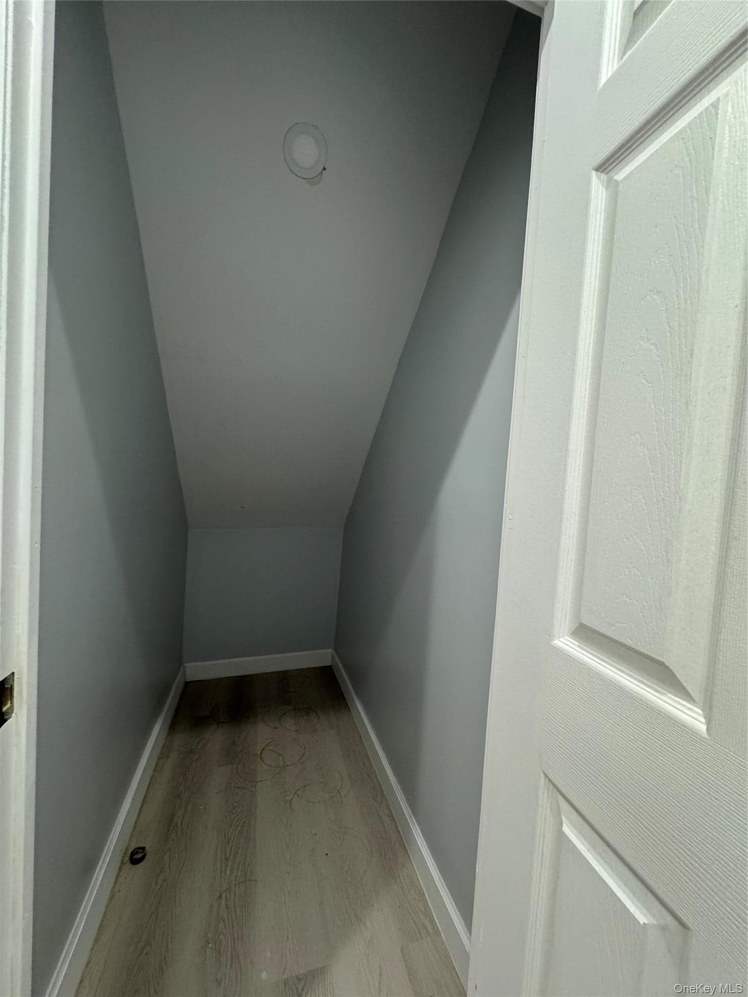 3041 Paulding Avenue thumbnail 27