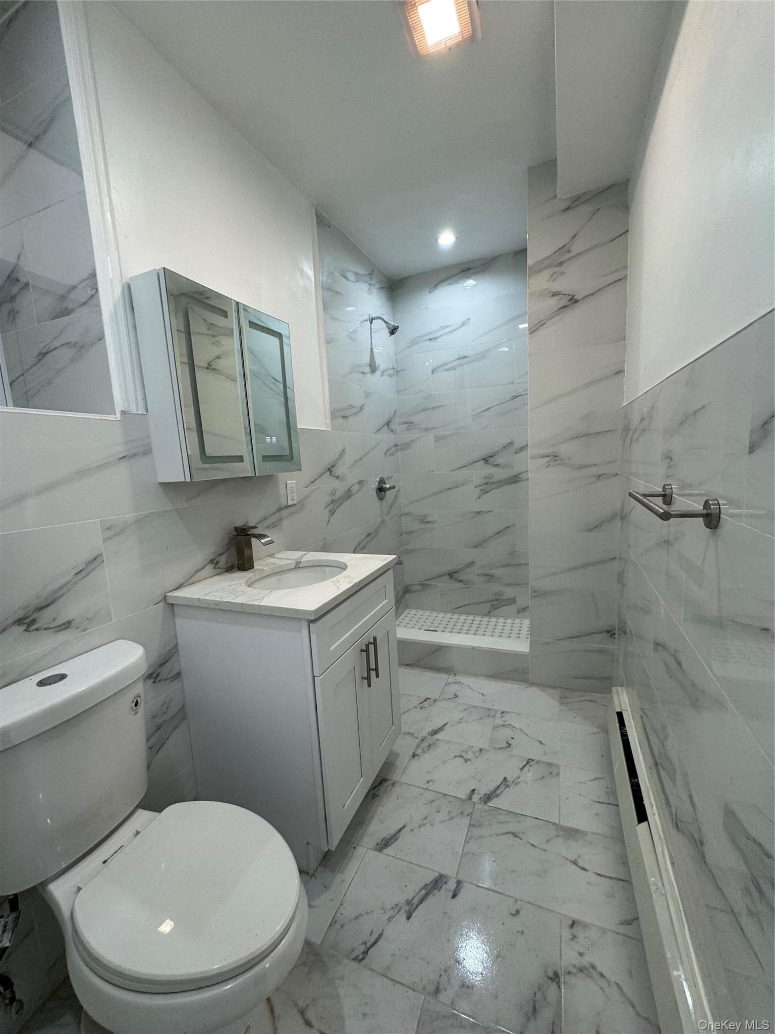 3041 Paulding Avenue thumbnail 39