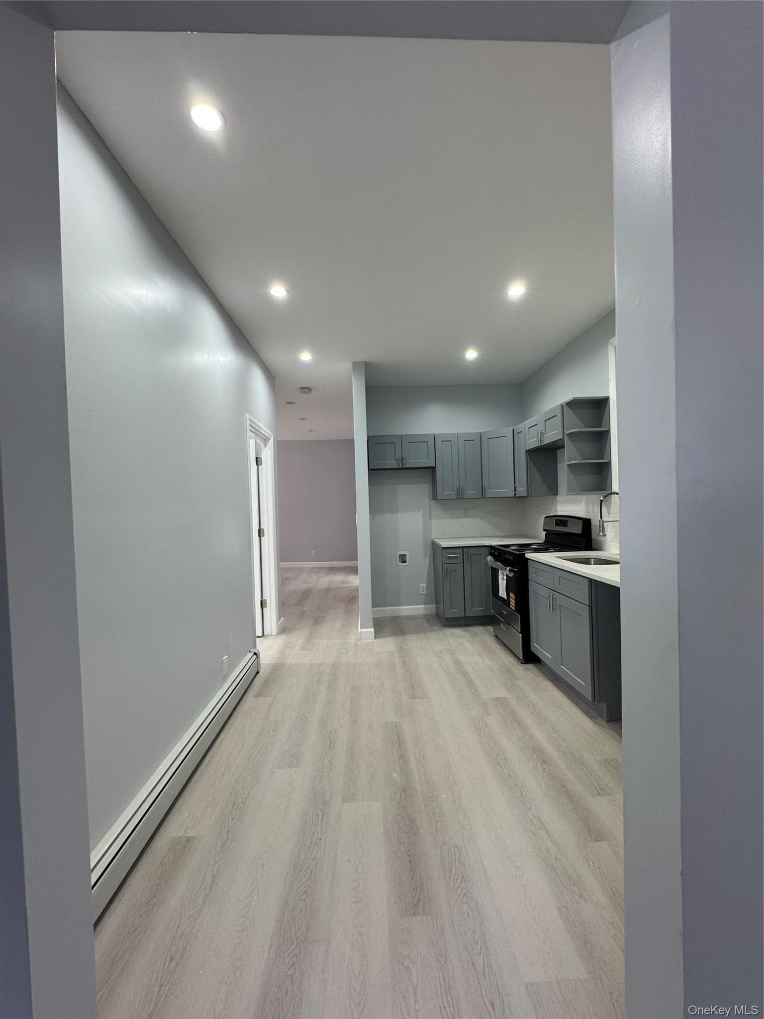 3041 Paulding Avenue thumbnail 23