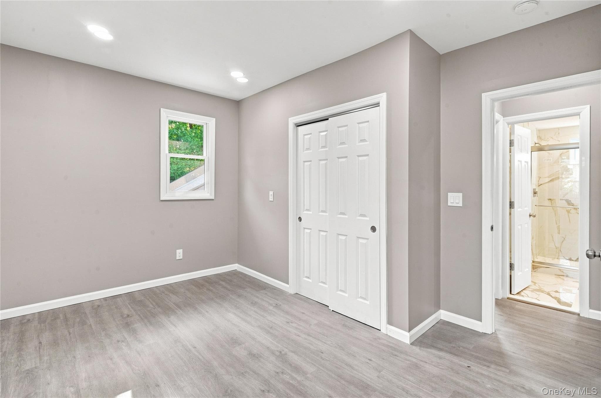 16 West Drive thumbnail 18