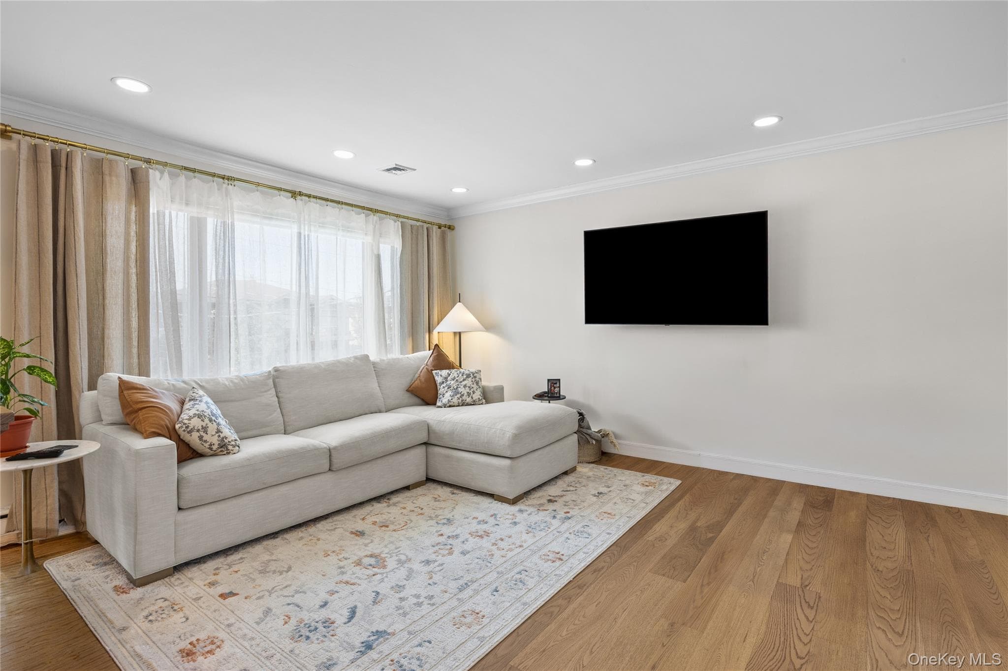 2928 Charlotte Drive thumbnail 17