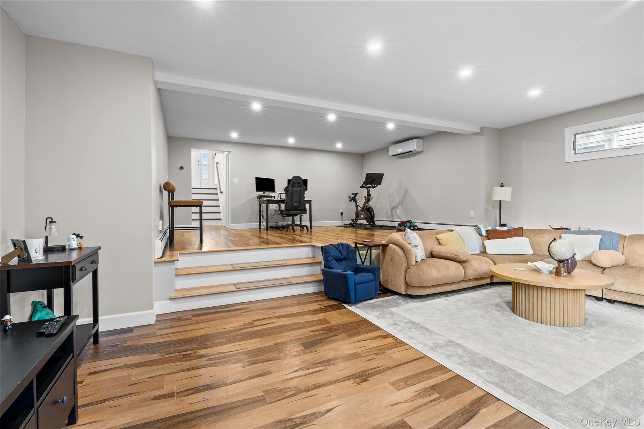 2928 Charlotte Drive thumbnail 35
