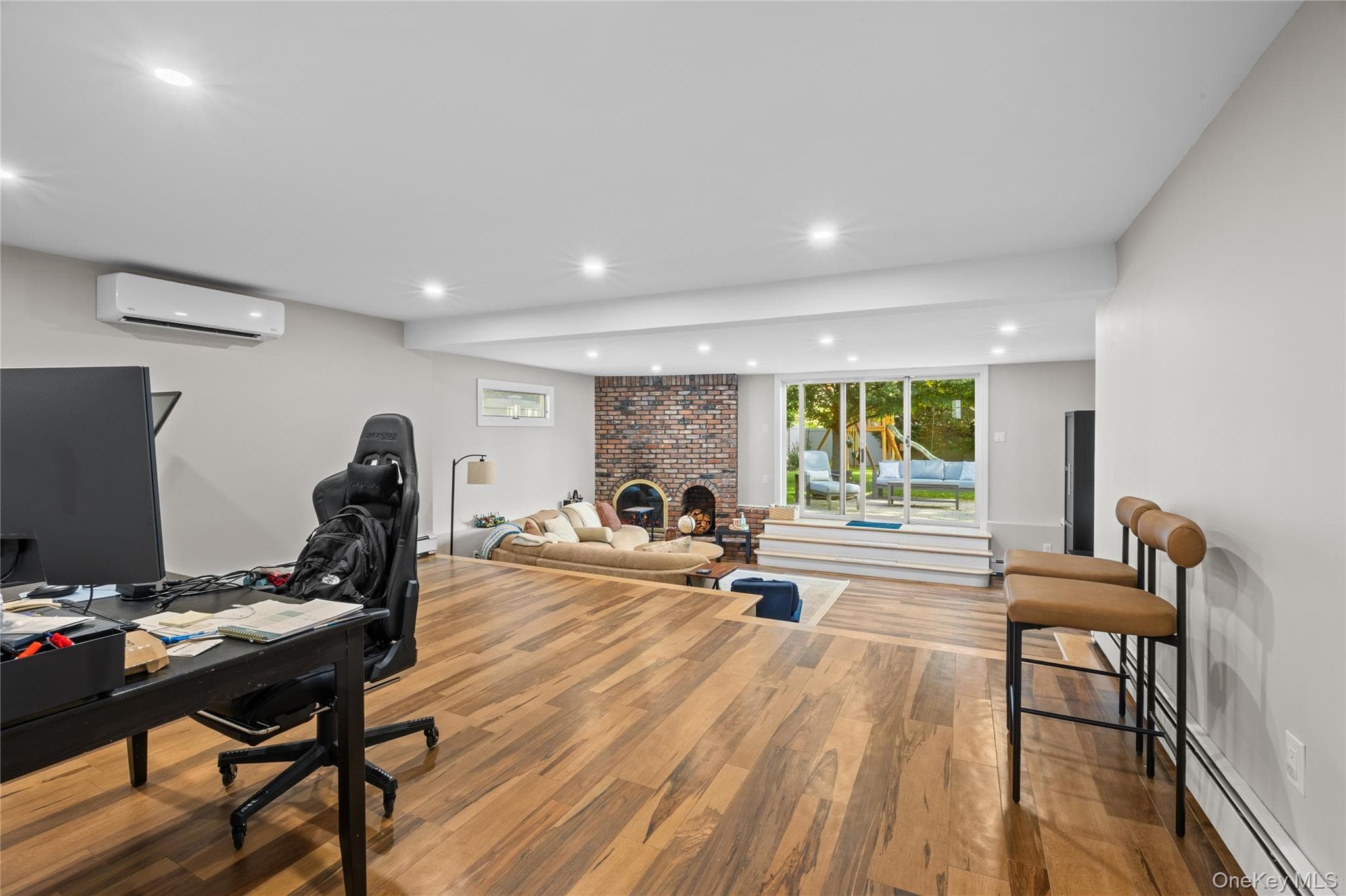 2928 Charlotte Drive thumbnail 30
