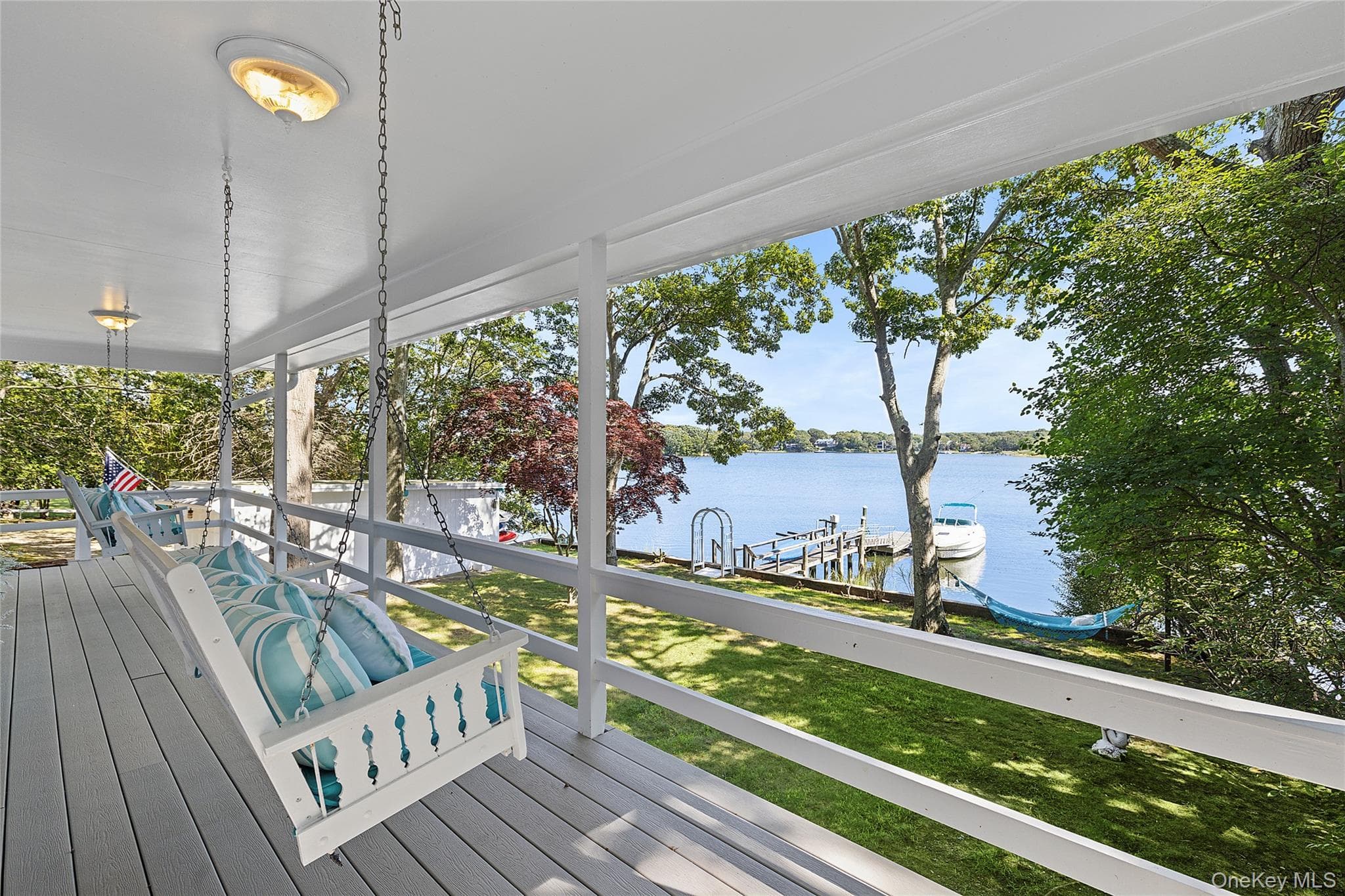 210 Redwood Road thumbnail 10
