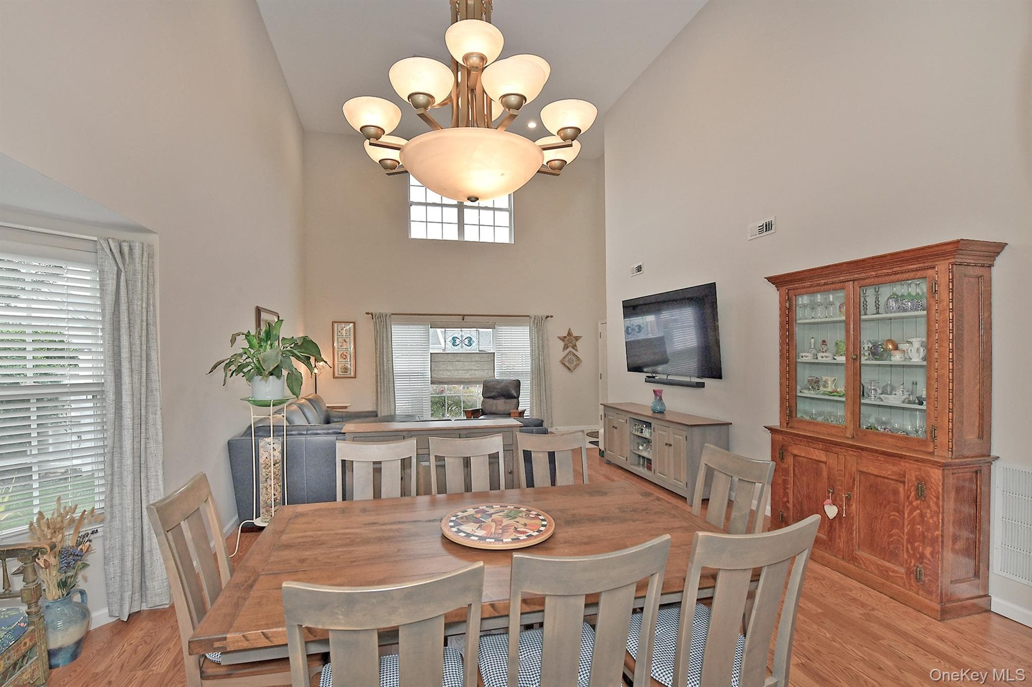 8 Lavern Drive thumbnail 12