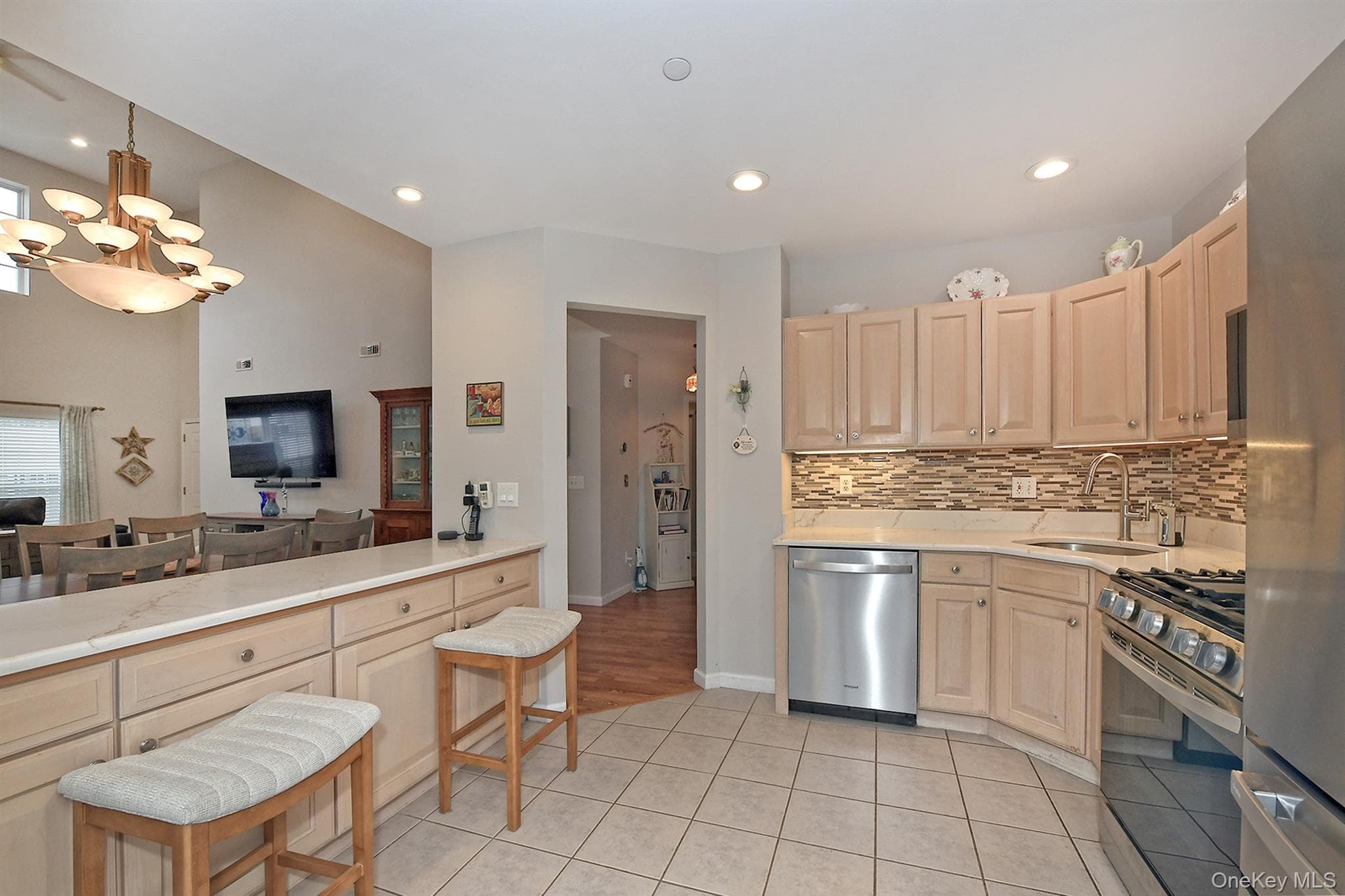 8 Lavern Drive thumbnail 14