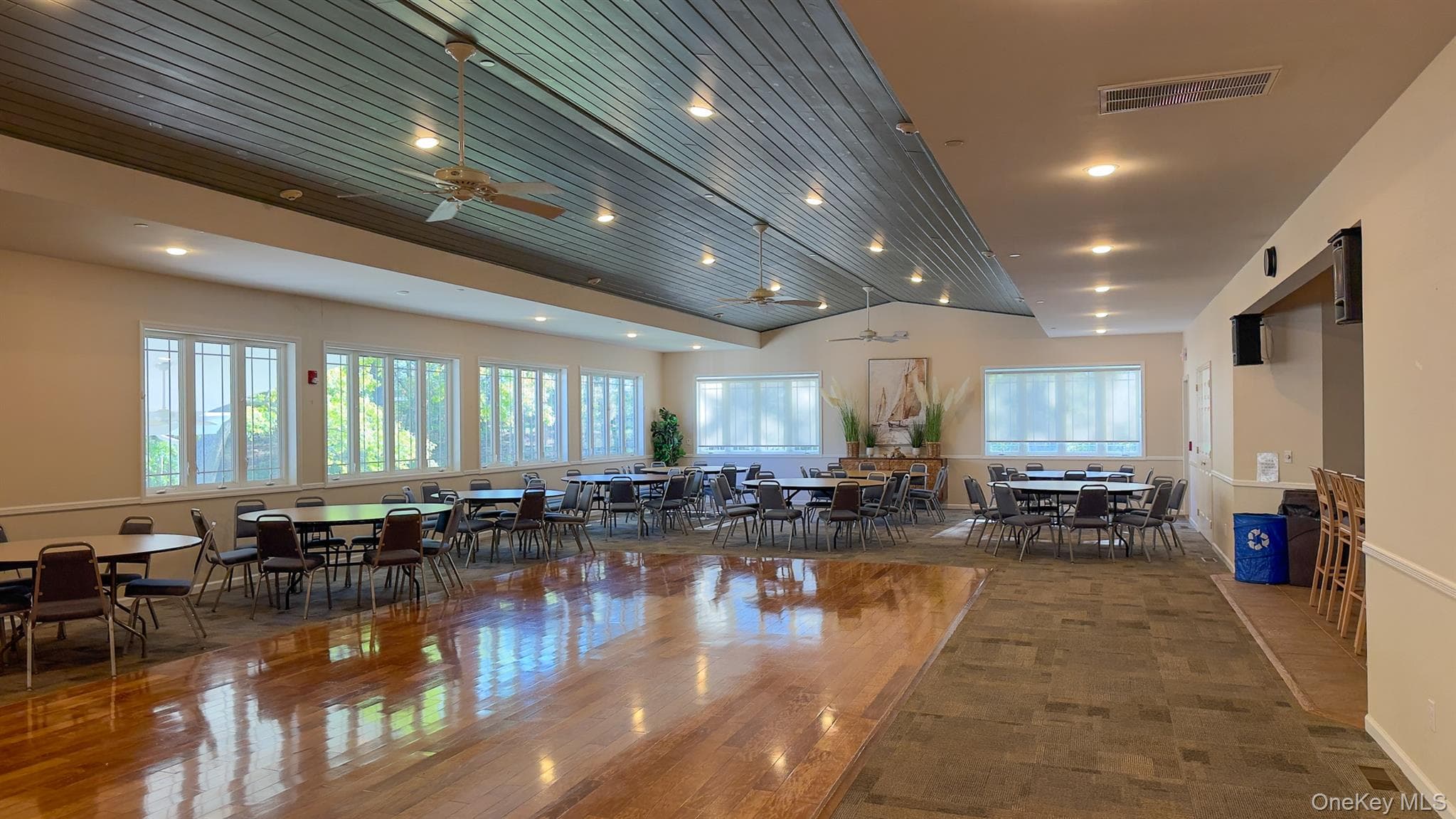 1407 Middle Road Unit: 83 thumbnail 29