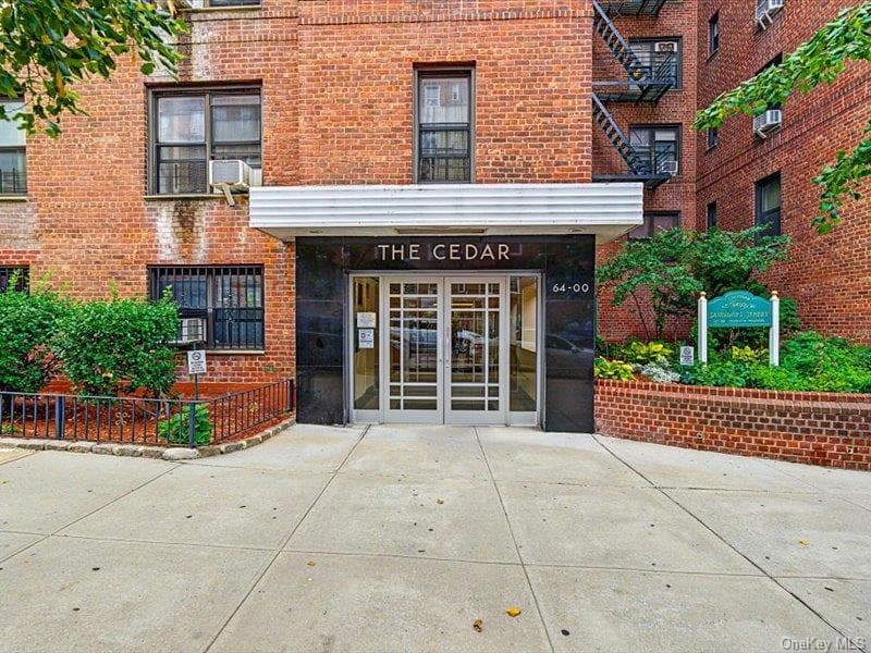 64-00 Saunders Street Unit: 5-C, Rego Park