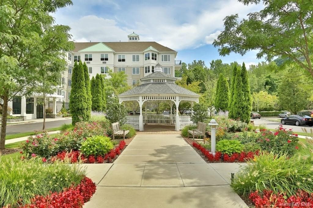 3 Harbor Pointe Drive thumbnail 39