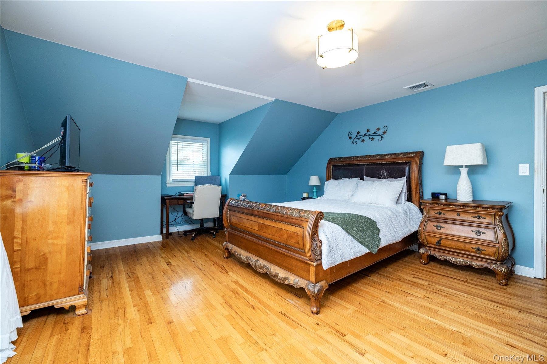 123 Centre Avenue thumbnail 18
