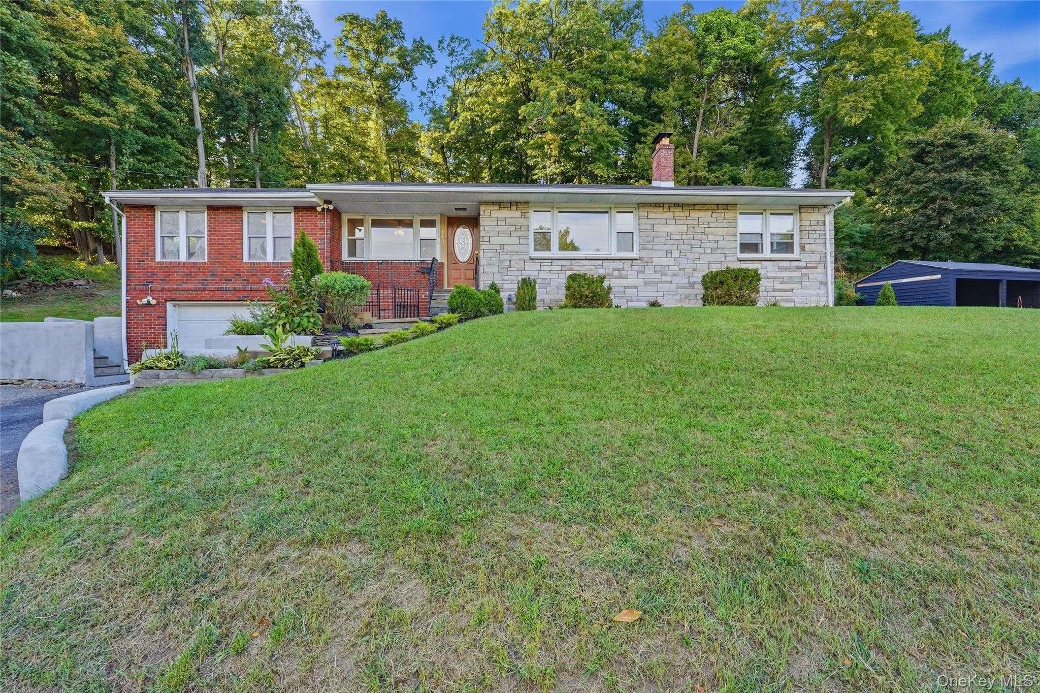 145 Linderman Avenue photo 1