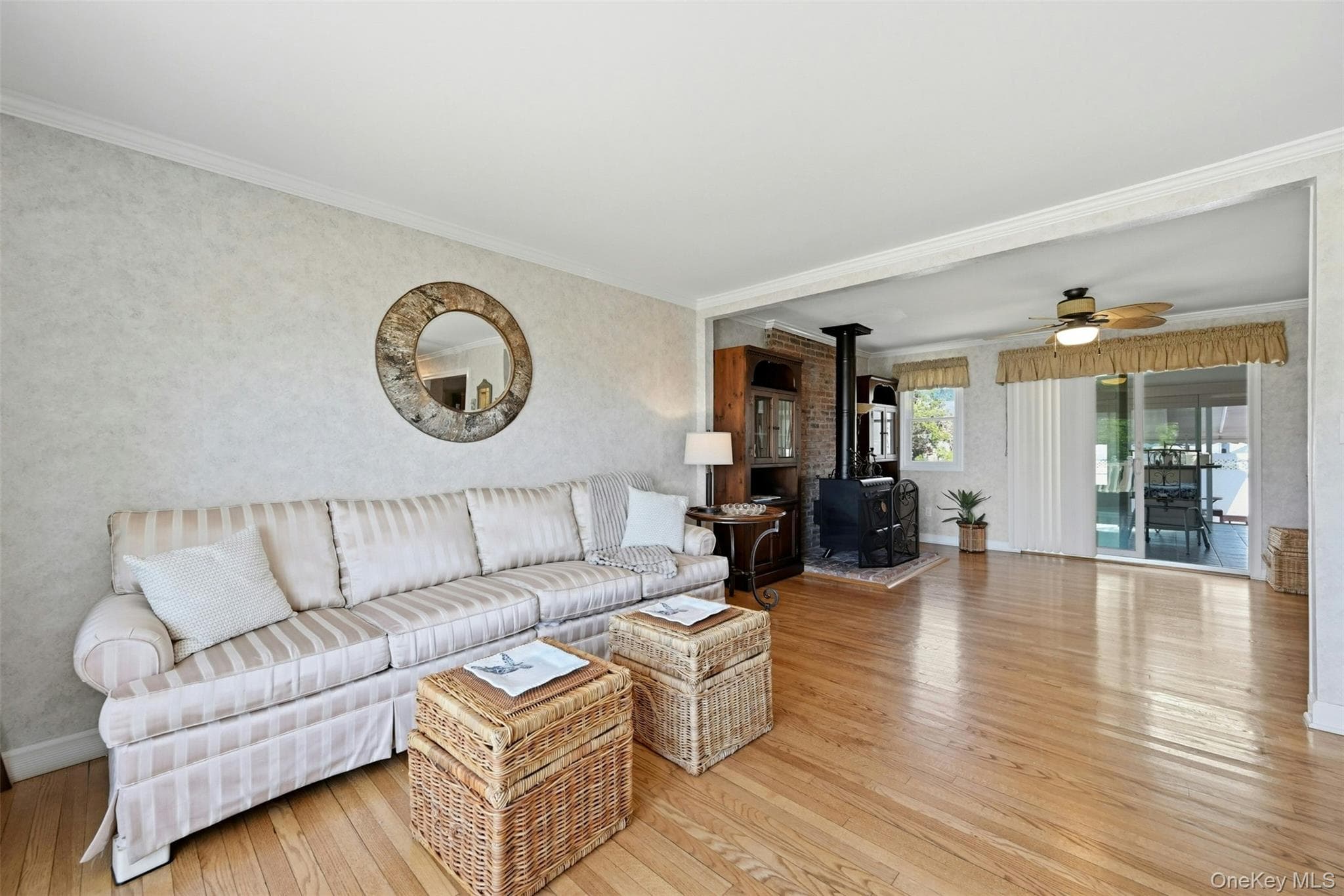 661 Shore Drive thumbnail 9