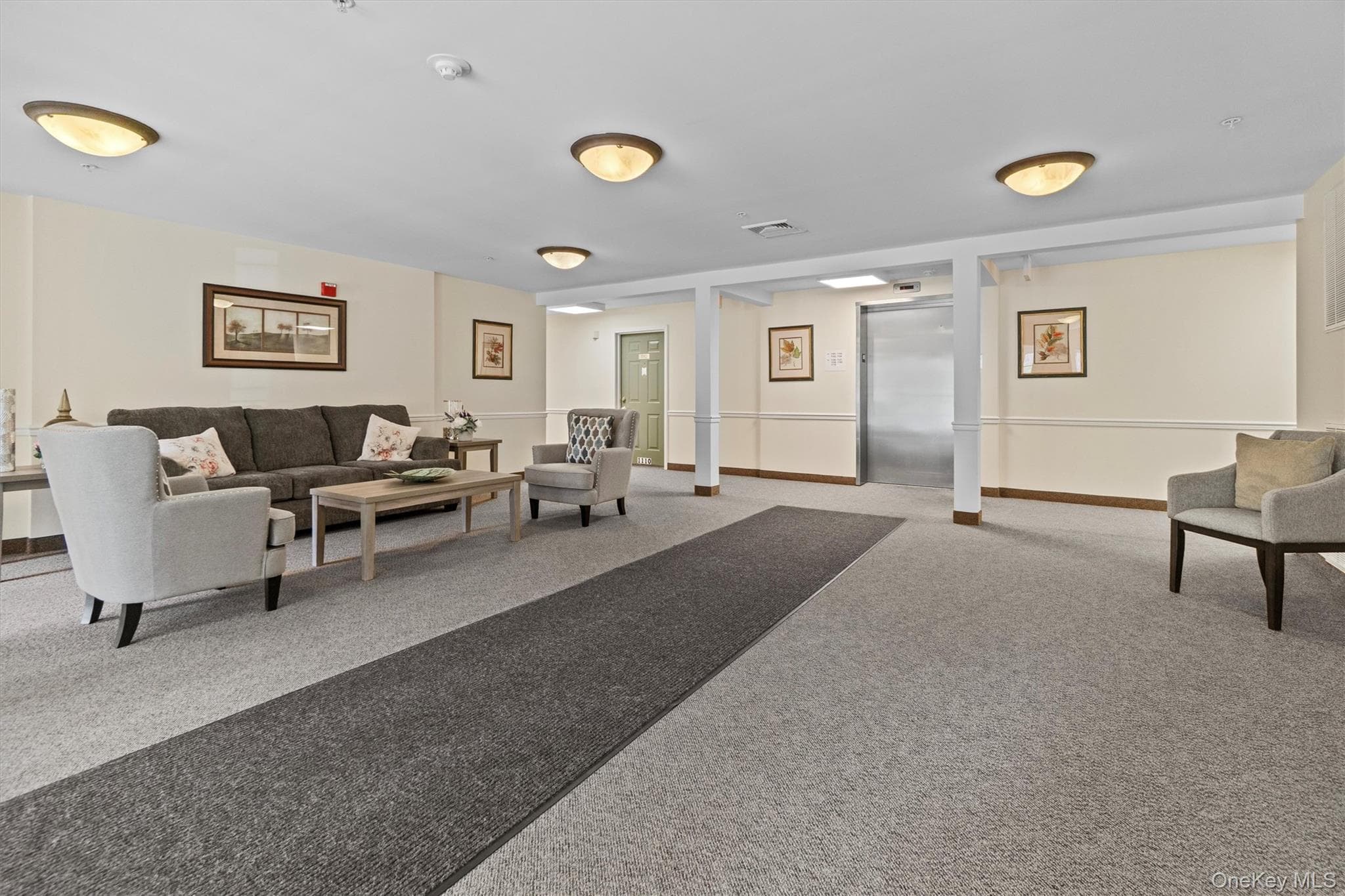 1104 Jacobs Hill Road thumbnail 3