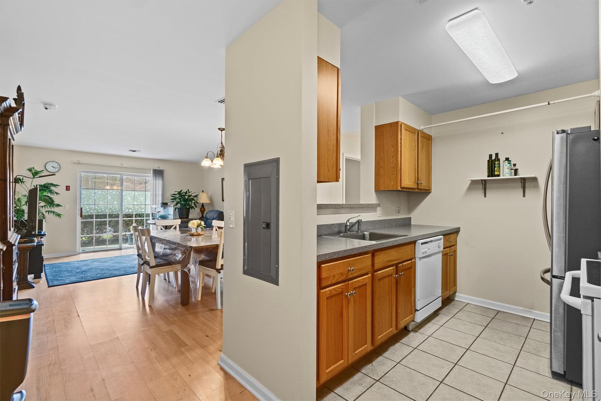 1104 Jacobs Hill Road thumbnail 4