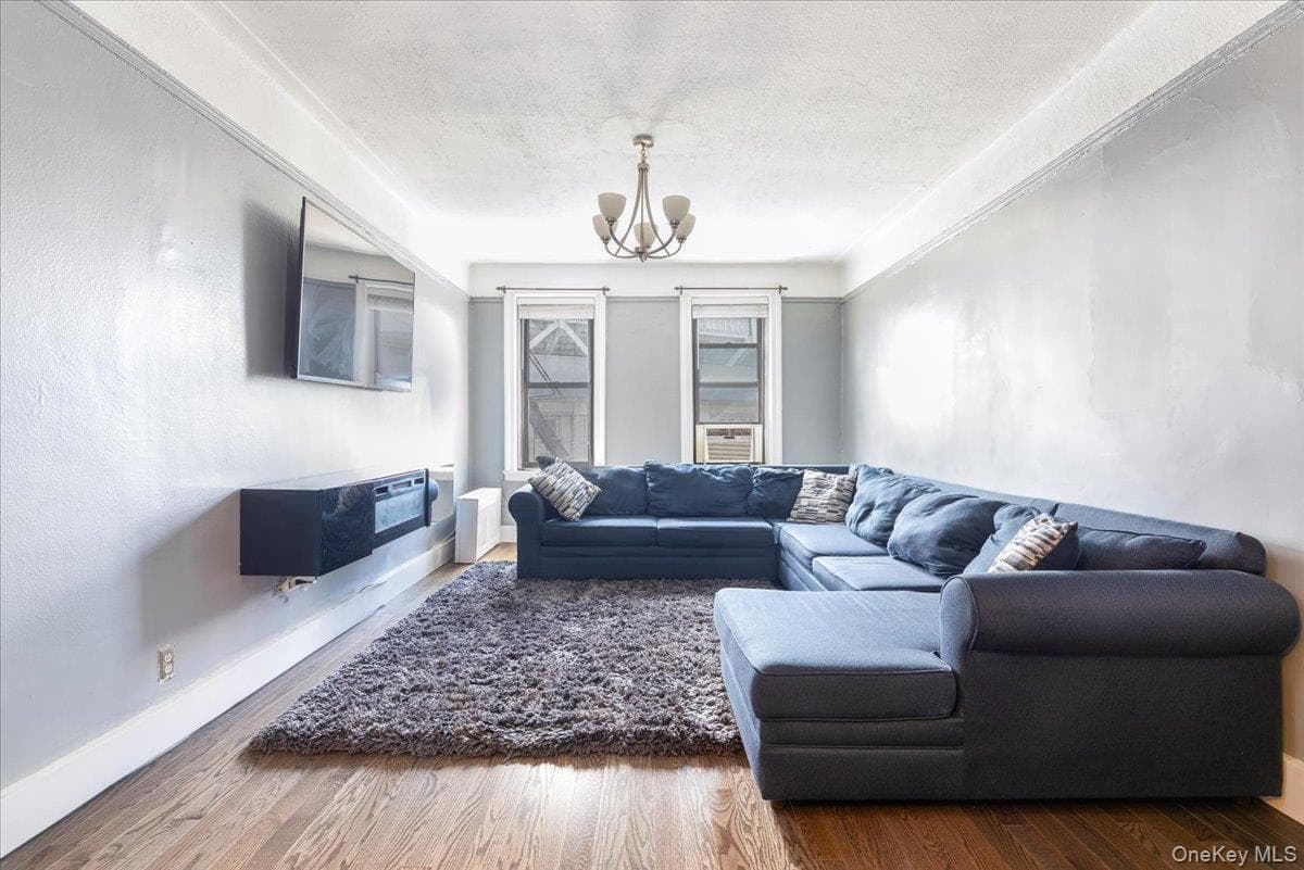 941 Jerome Avenue Unit: 1011F, Bronx