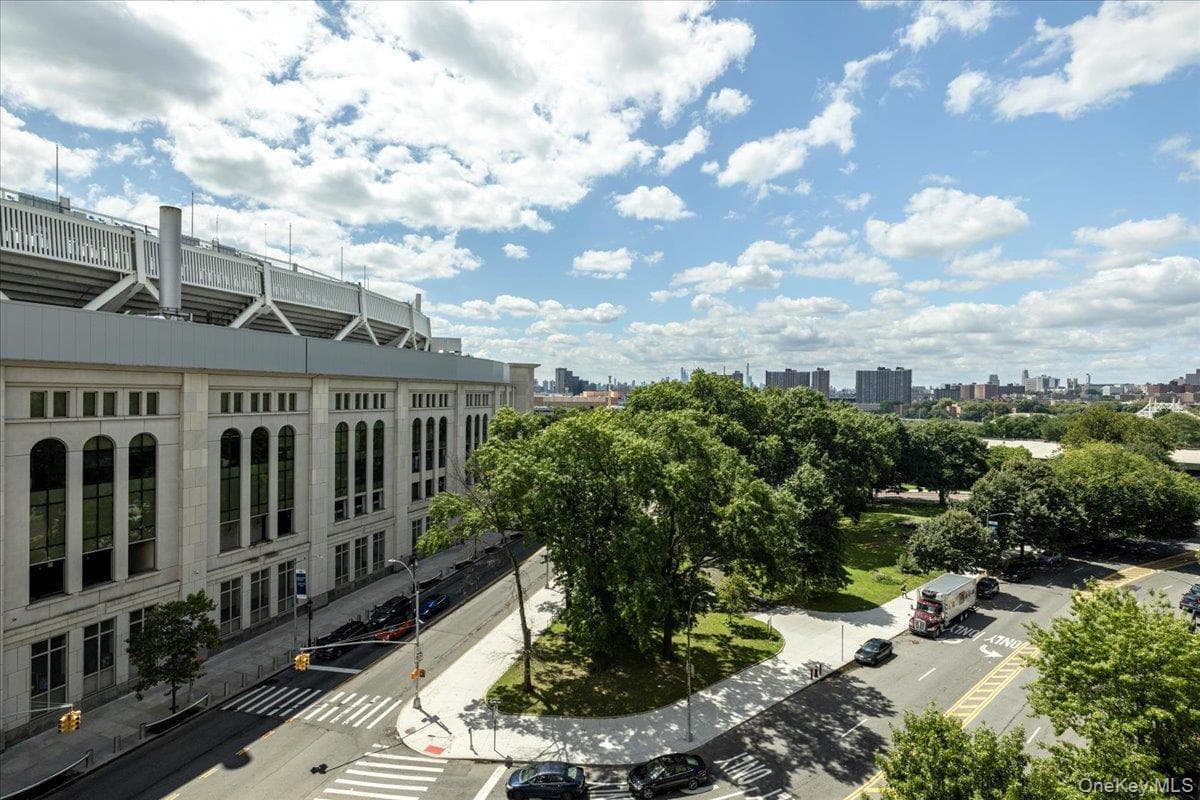 941 Jerome Avenue Unit: 1011F thumbnail 12