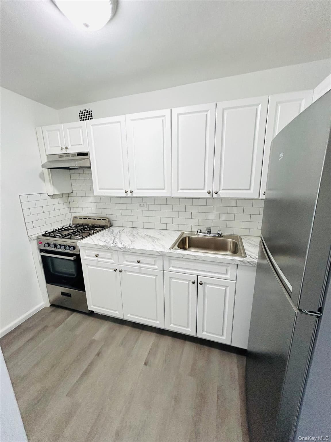 89-00 170 Street Unit: 5E thumbnail 3