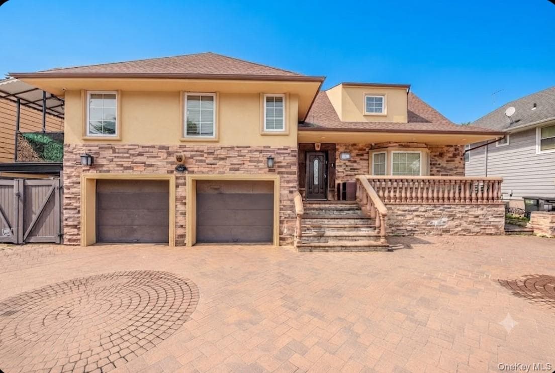986 Peninsula Boulevard, Woodmere