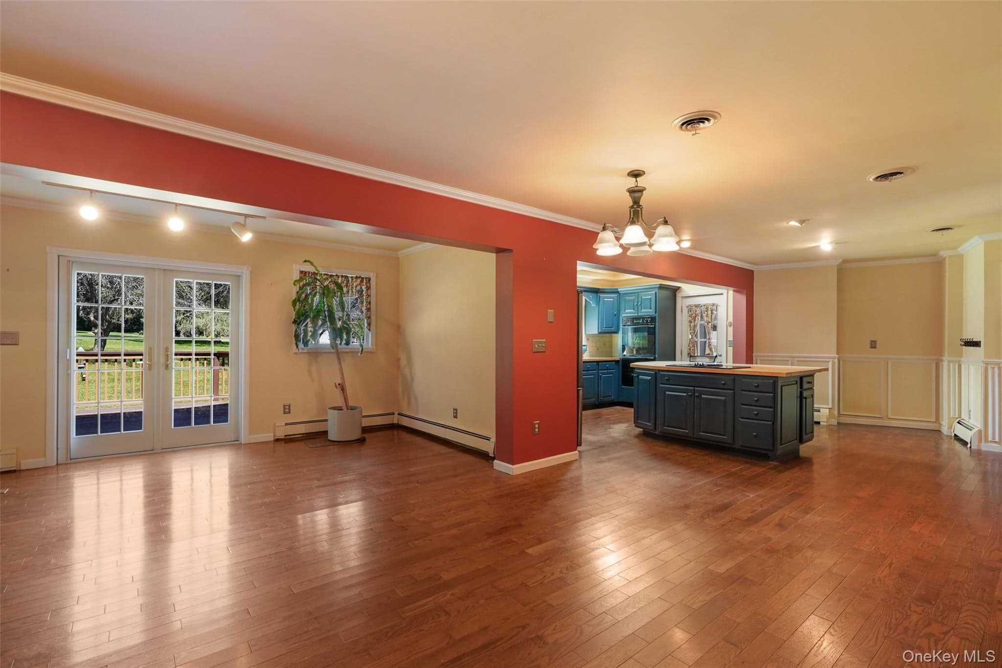 2 Pine Tree Drive thumbnail 10