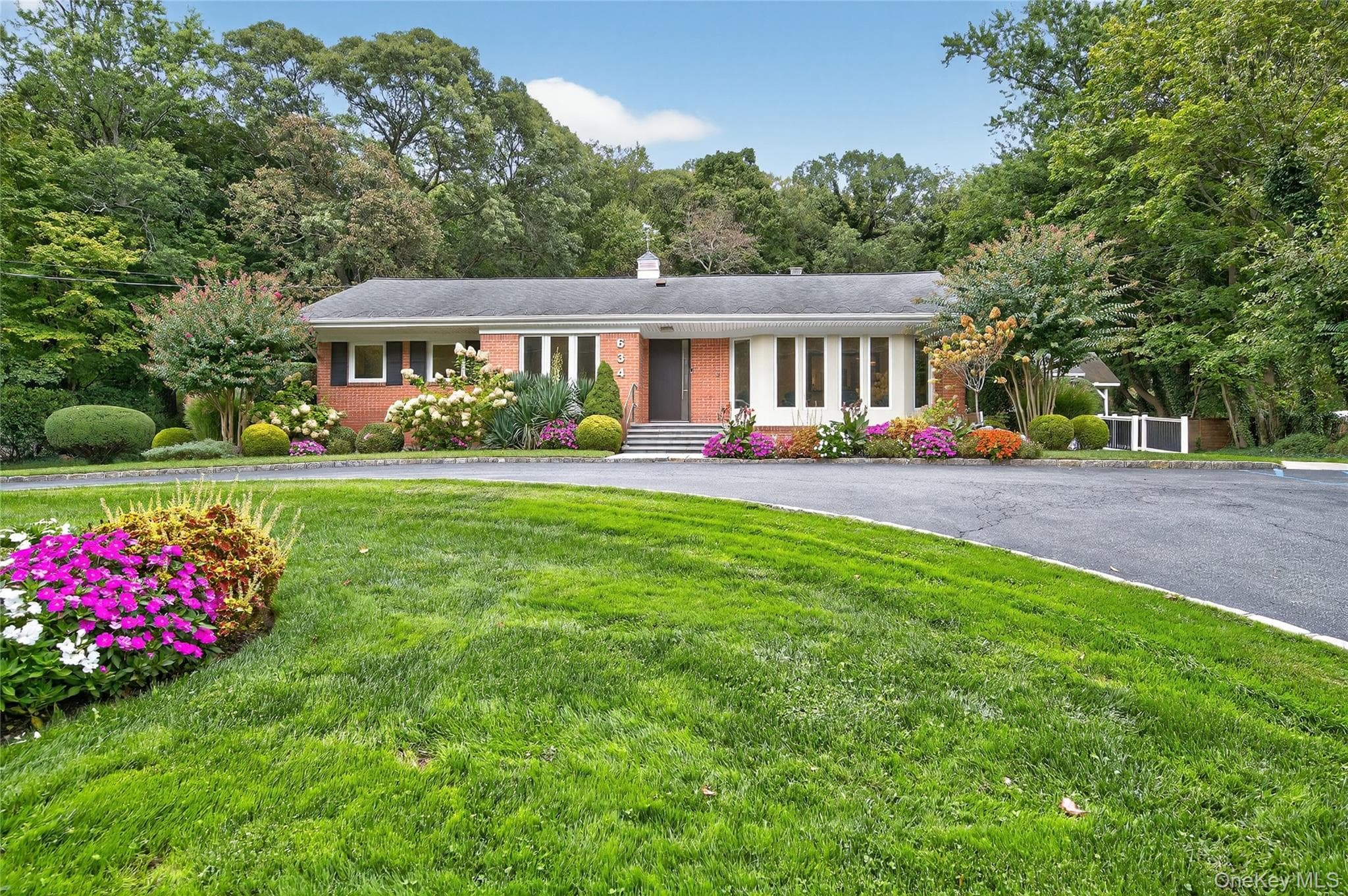 634 Park Avenue photo 1