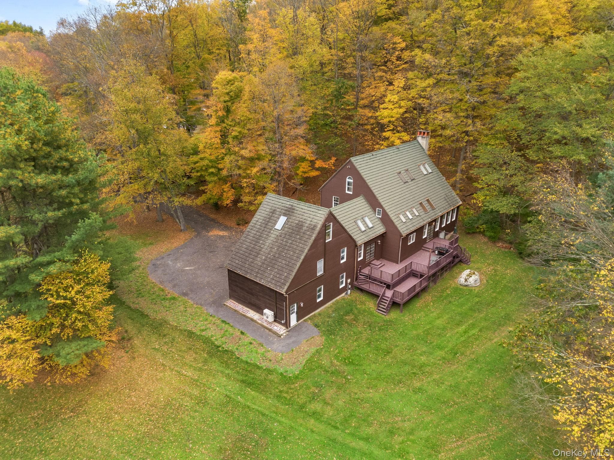 17 Curtis DR thumbnail 3