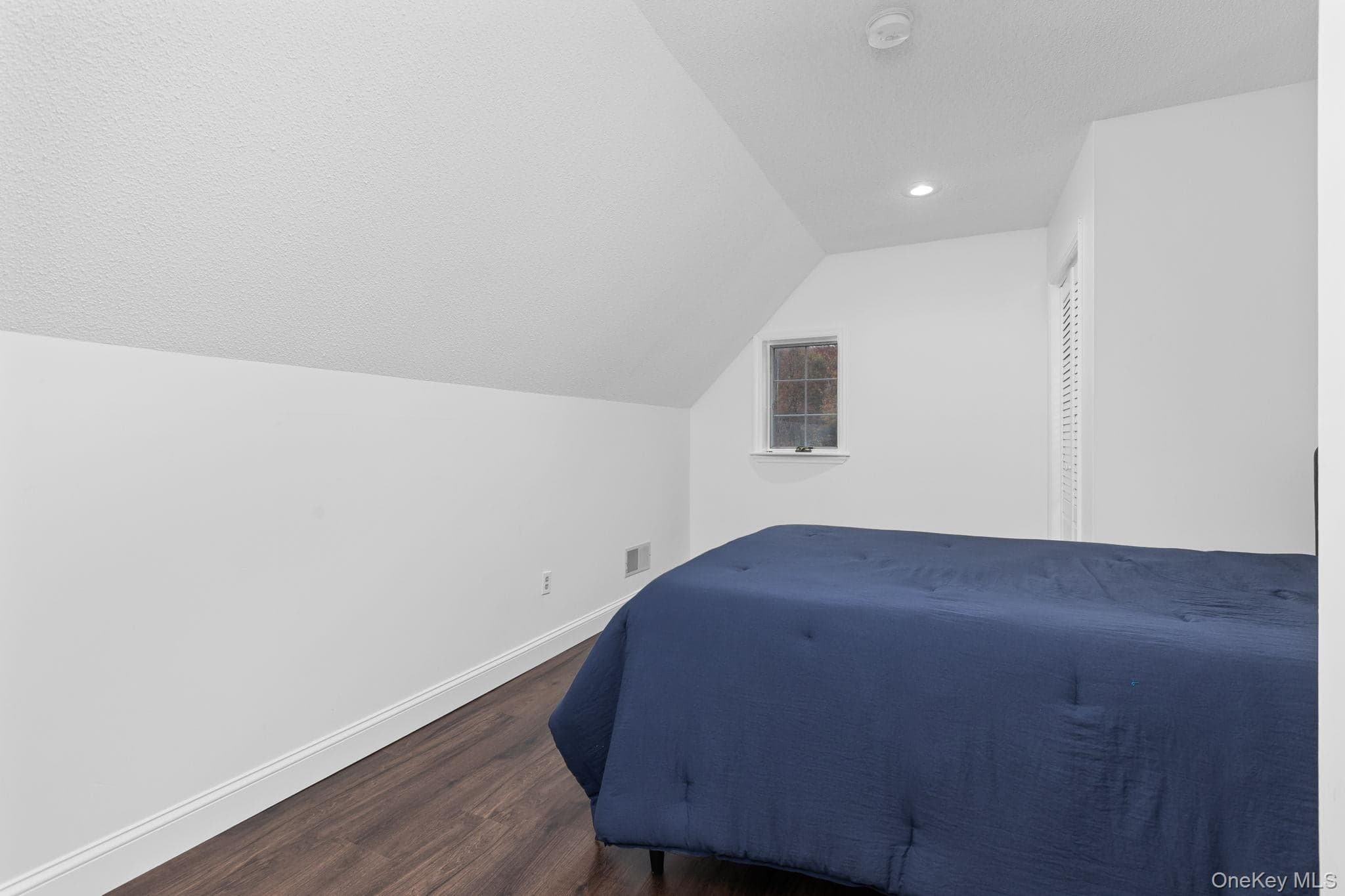 17 Curtis DR thumbnail 14