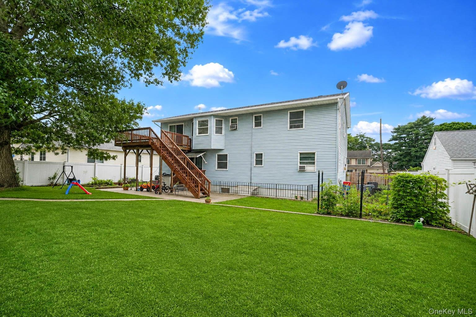 107 Cedar Oaks Avenue thumbnail 9