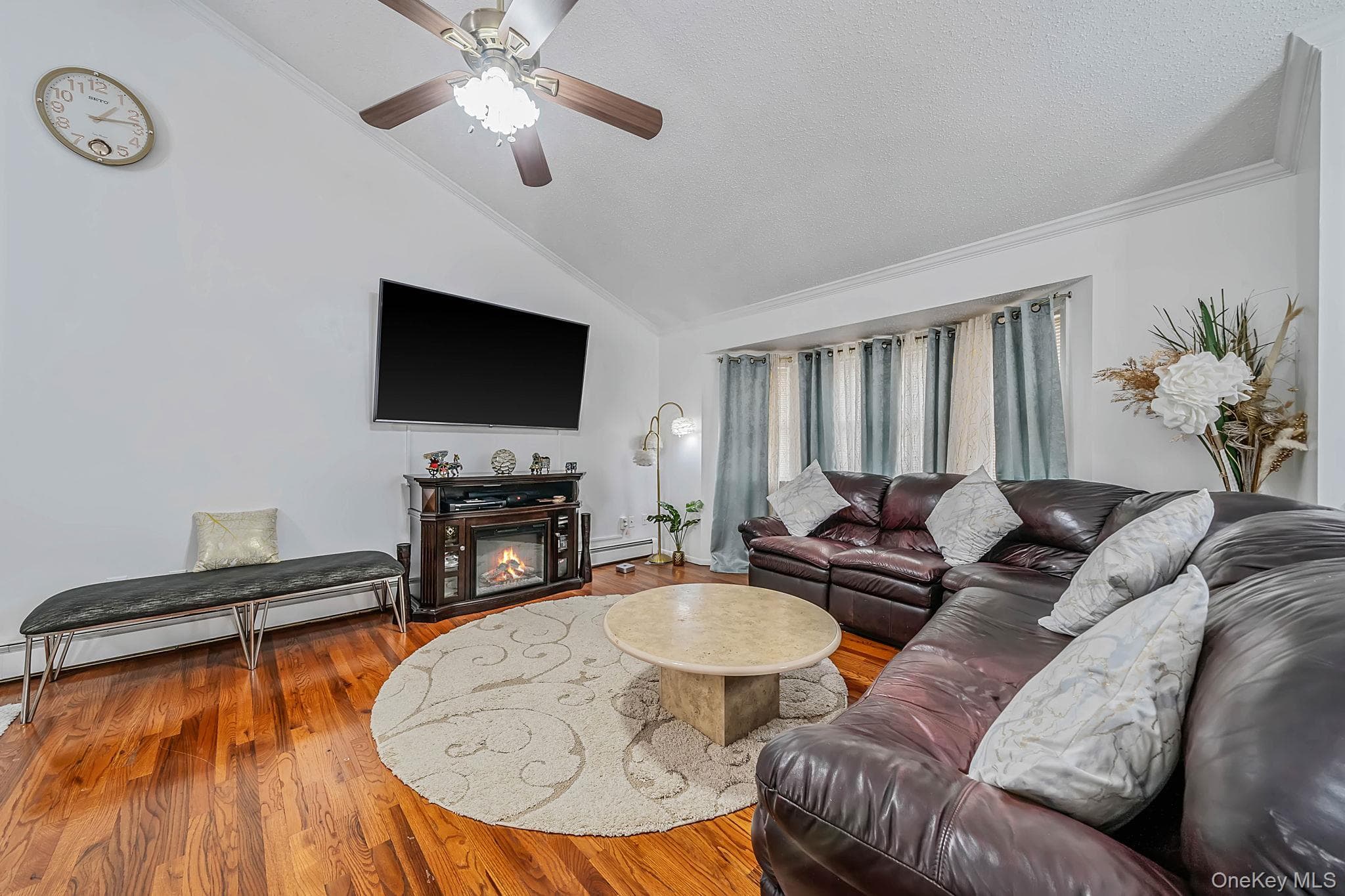 107 Cedar Oaks Avenue thumbnail 11
