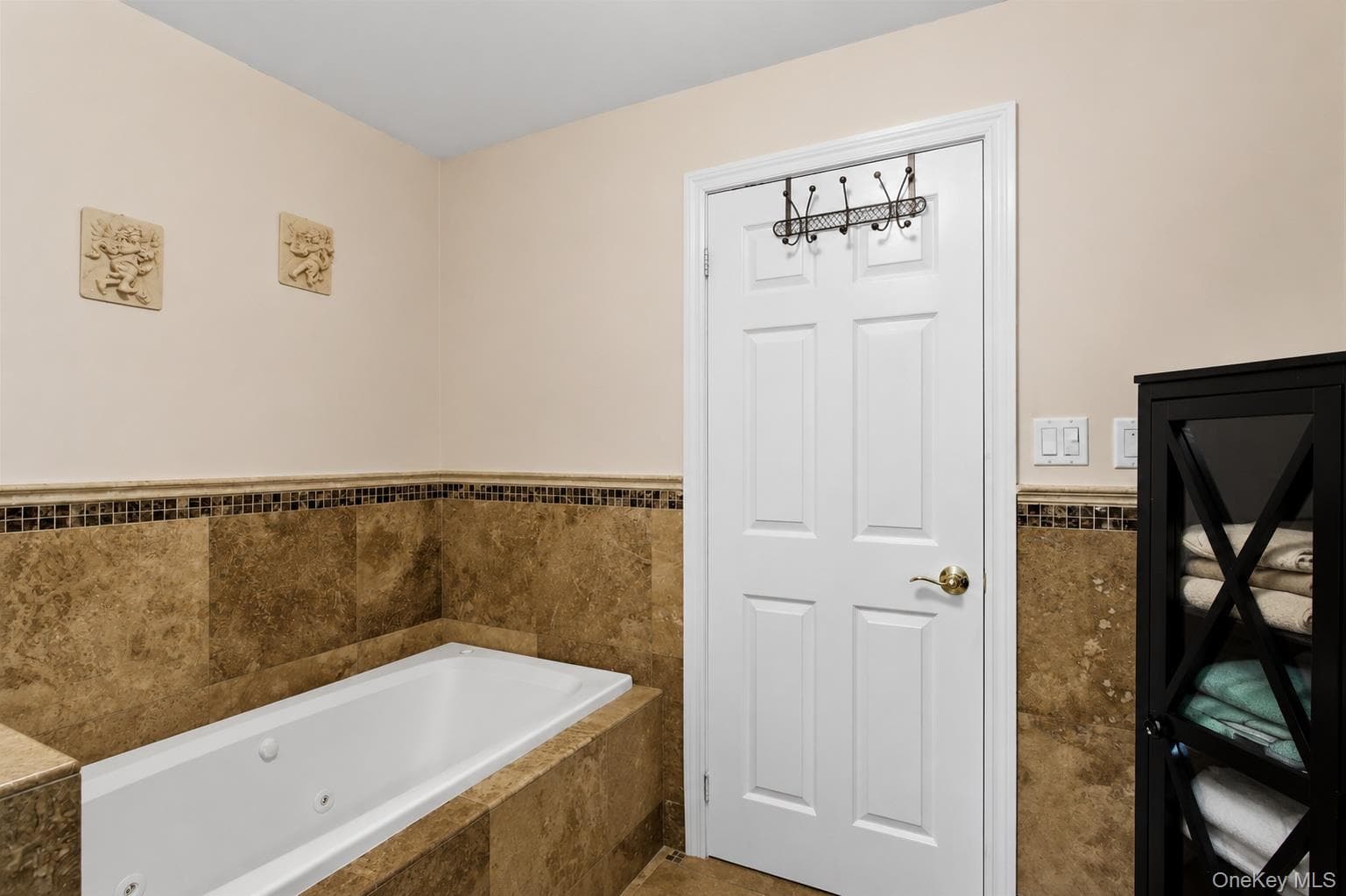 36 Hillside Avenue thumbnail 19
