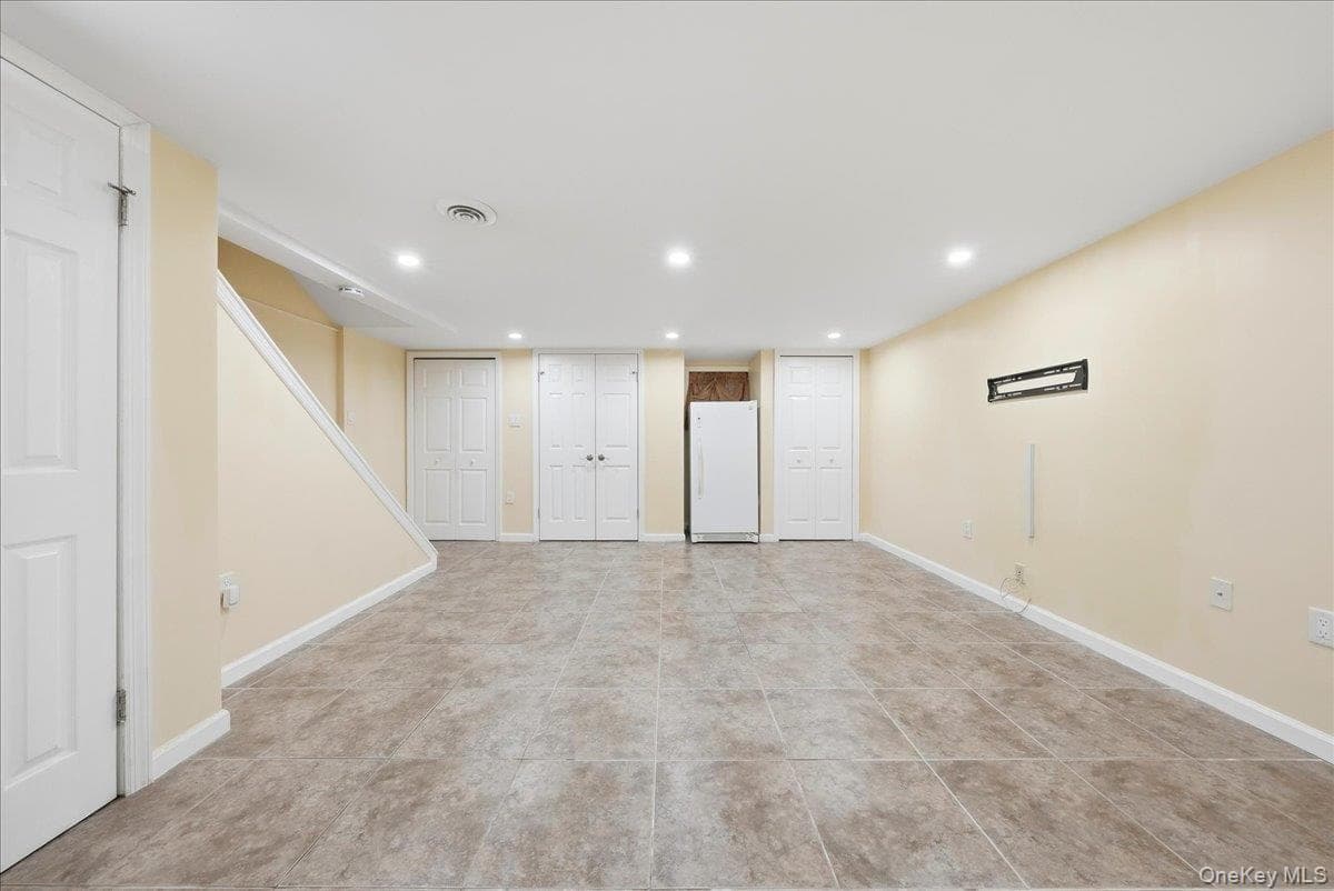 2927 Grand Avenue Unit: 16 thumbnail 28