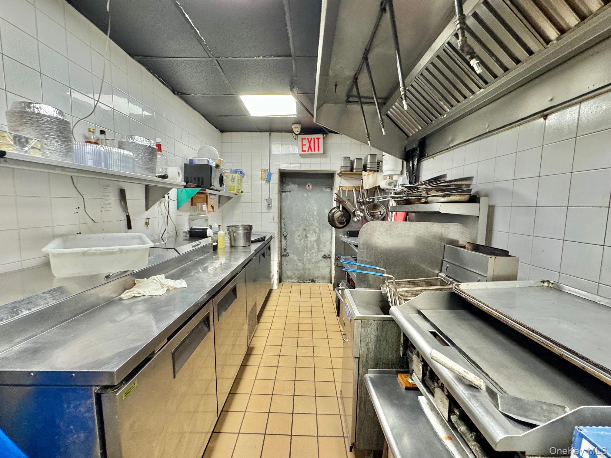 330 Halsey Street thumbnail 9