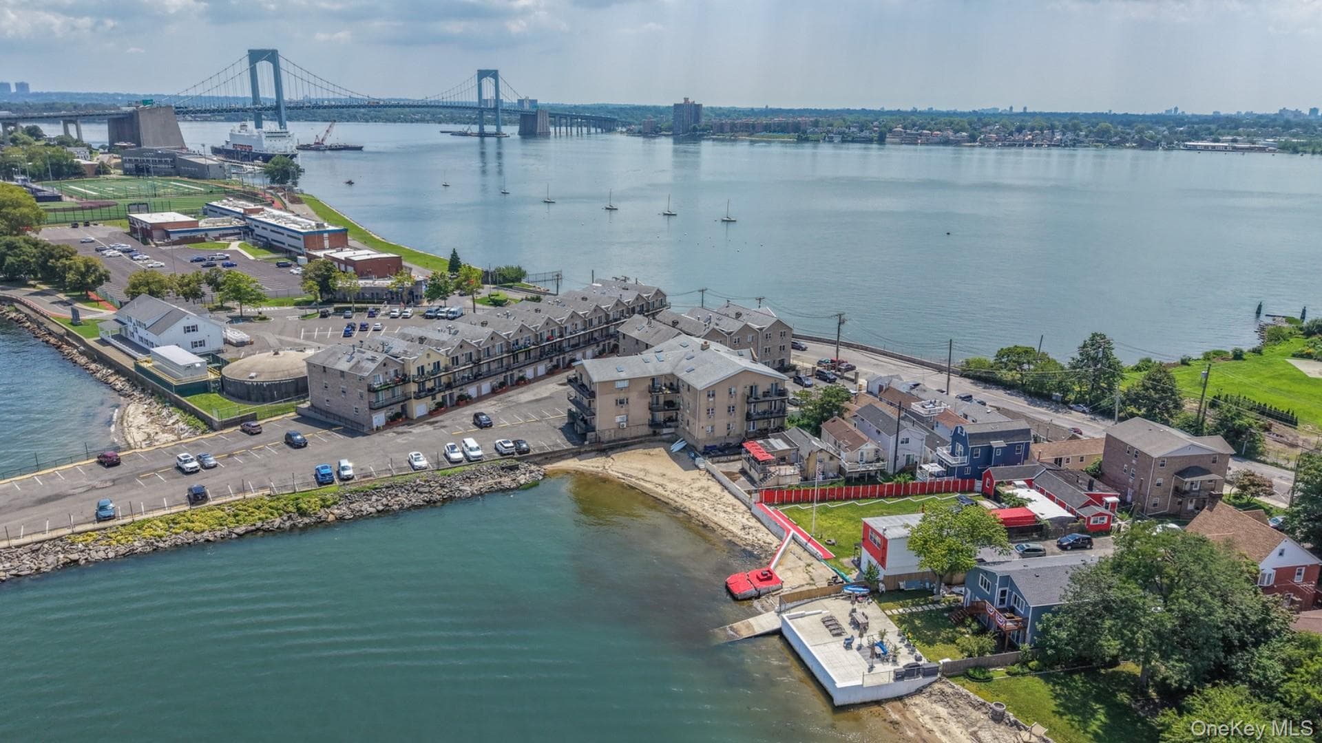 24 Pennyfield Avenue Unit: 2C thumbnail 25