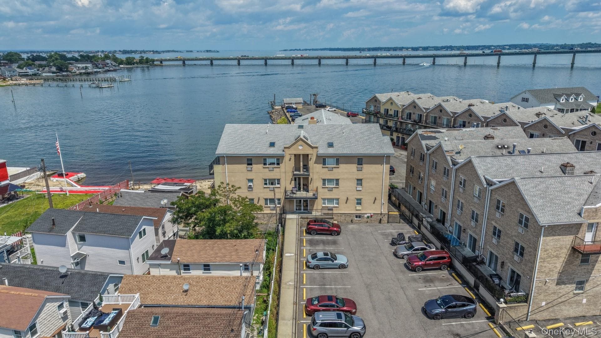 24 Pennyfield Avenue Unit: 2C thumbnail 20