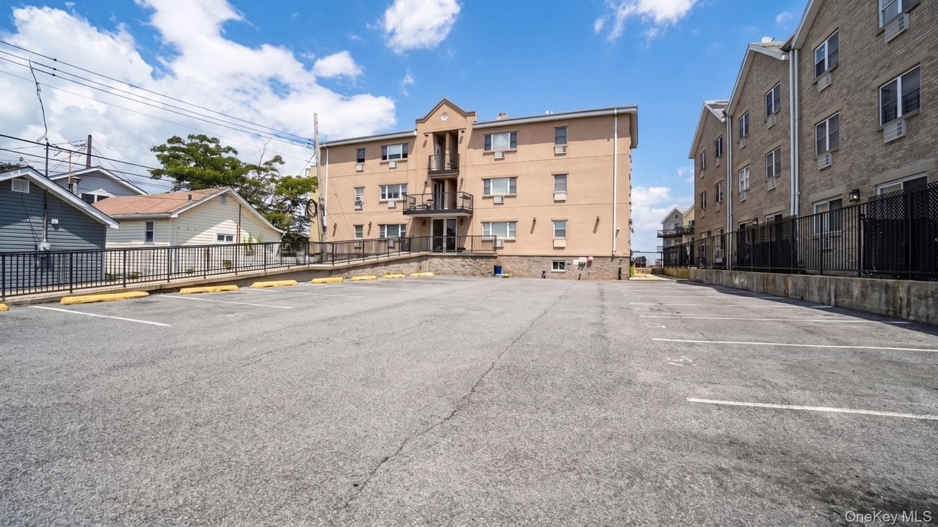 24 Pennyfield Avenue Unit: 2C, Bronx