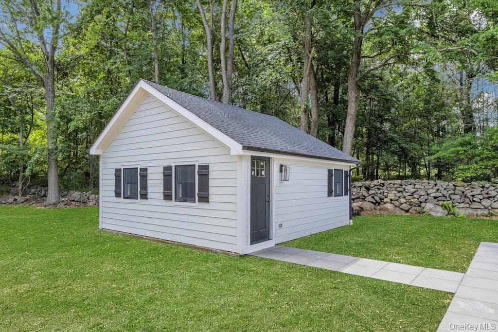 676 Hardscrabble Road thumbnail 38