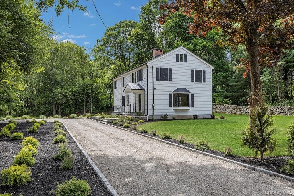 676 Hardscrabble Road thumbnail 3