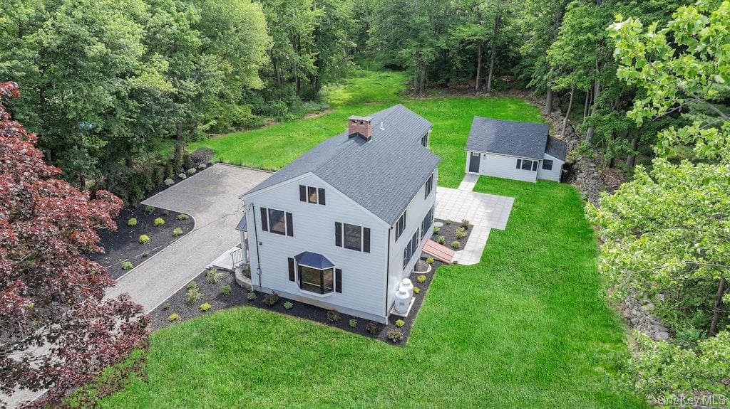 676 Hardscrabble Road thumbnail 4