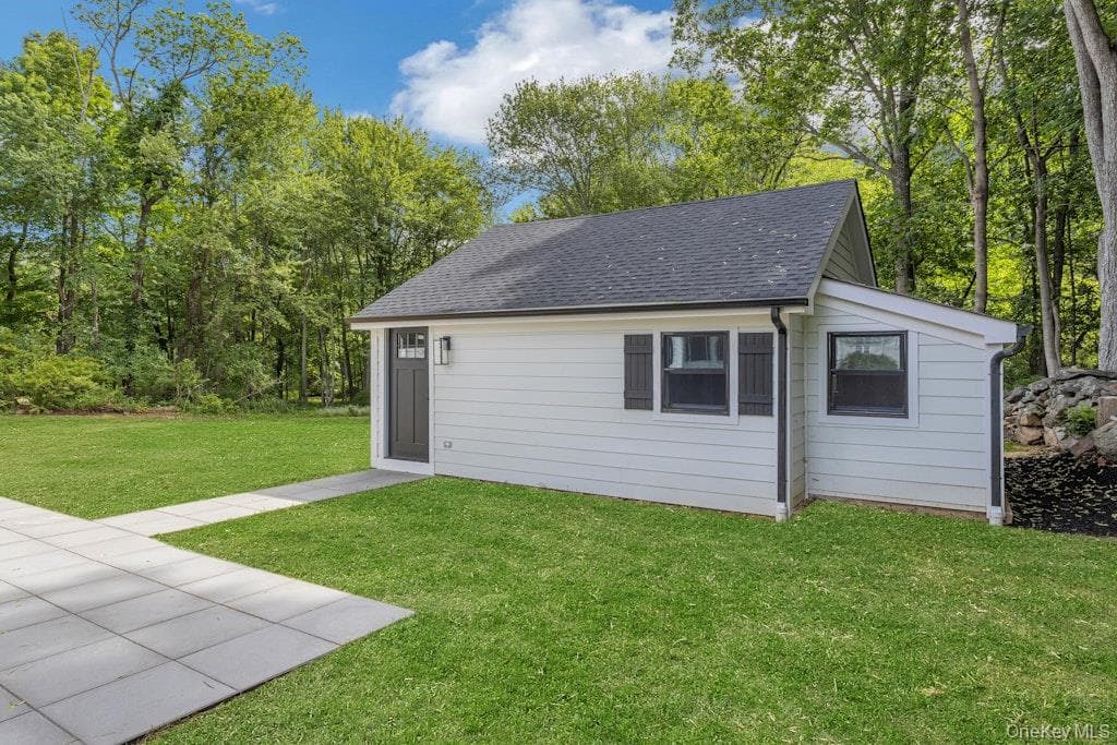 676 Hardscrabble Road thumbnail 37