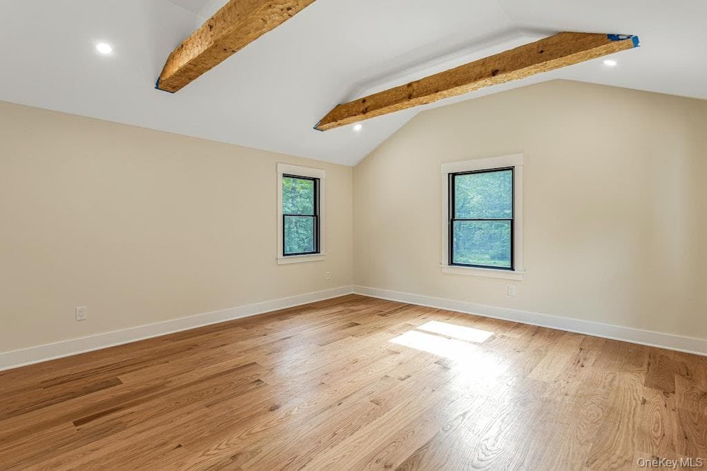 676 Hardscrabble Road thumbnail 26