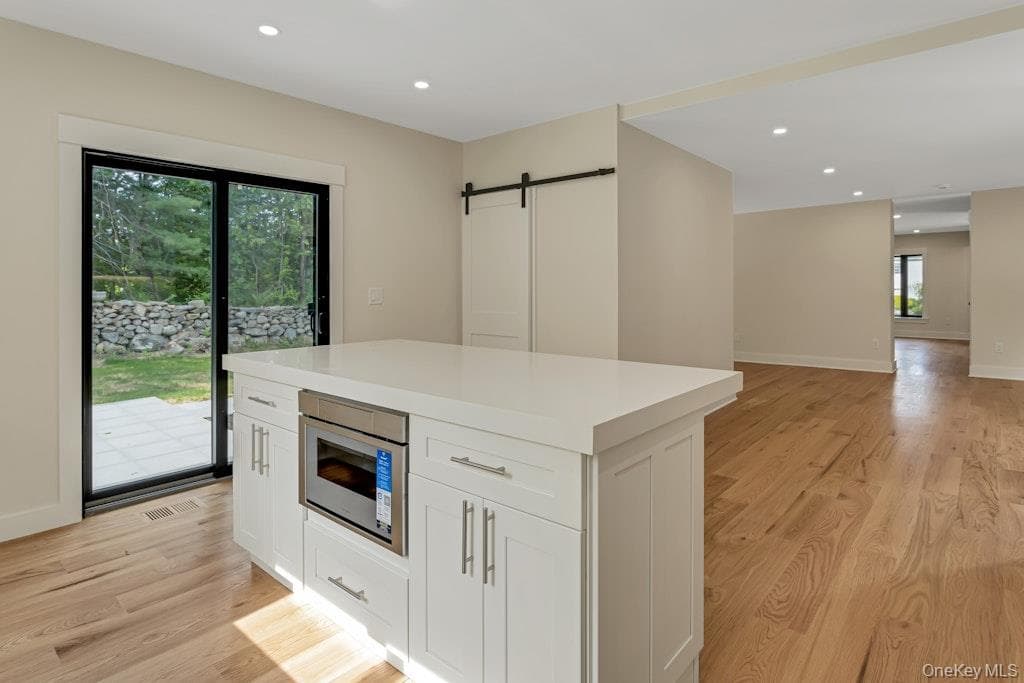 676 Hardscrabble Road thumbnail 12