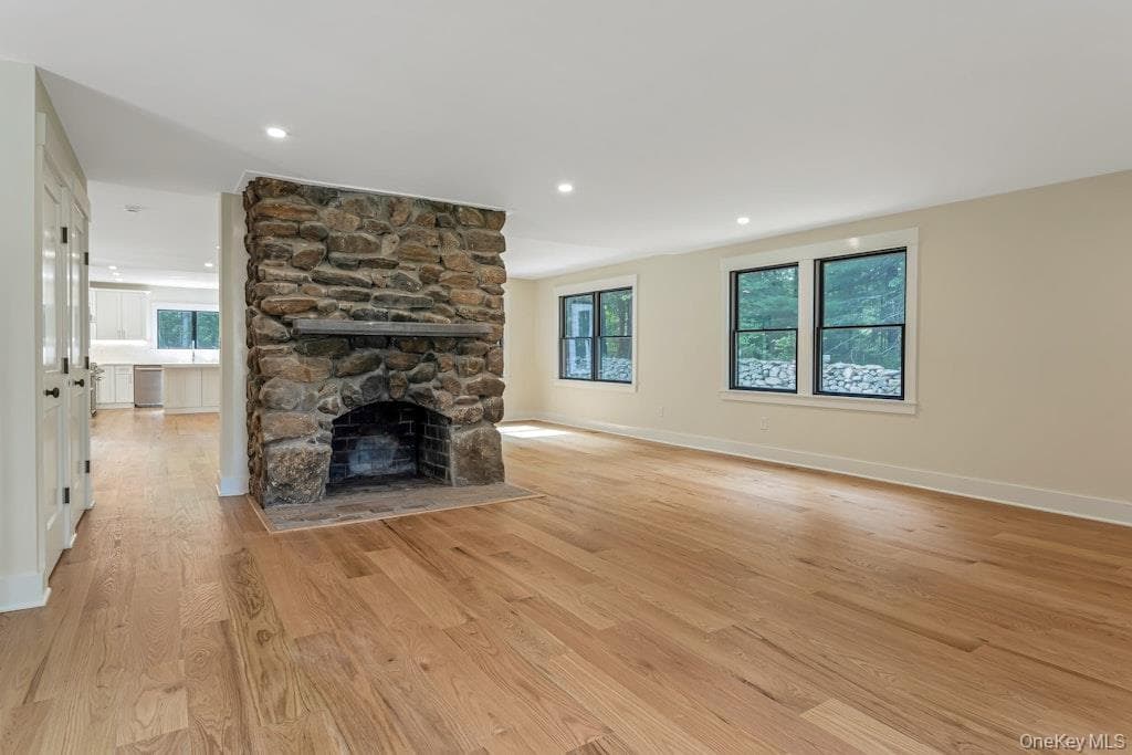 676 Hardscrabble Road thumbnail 20