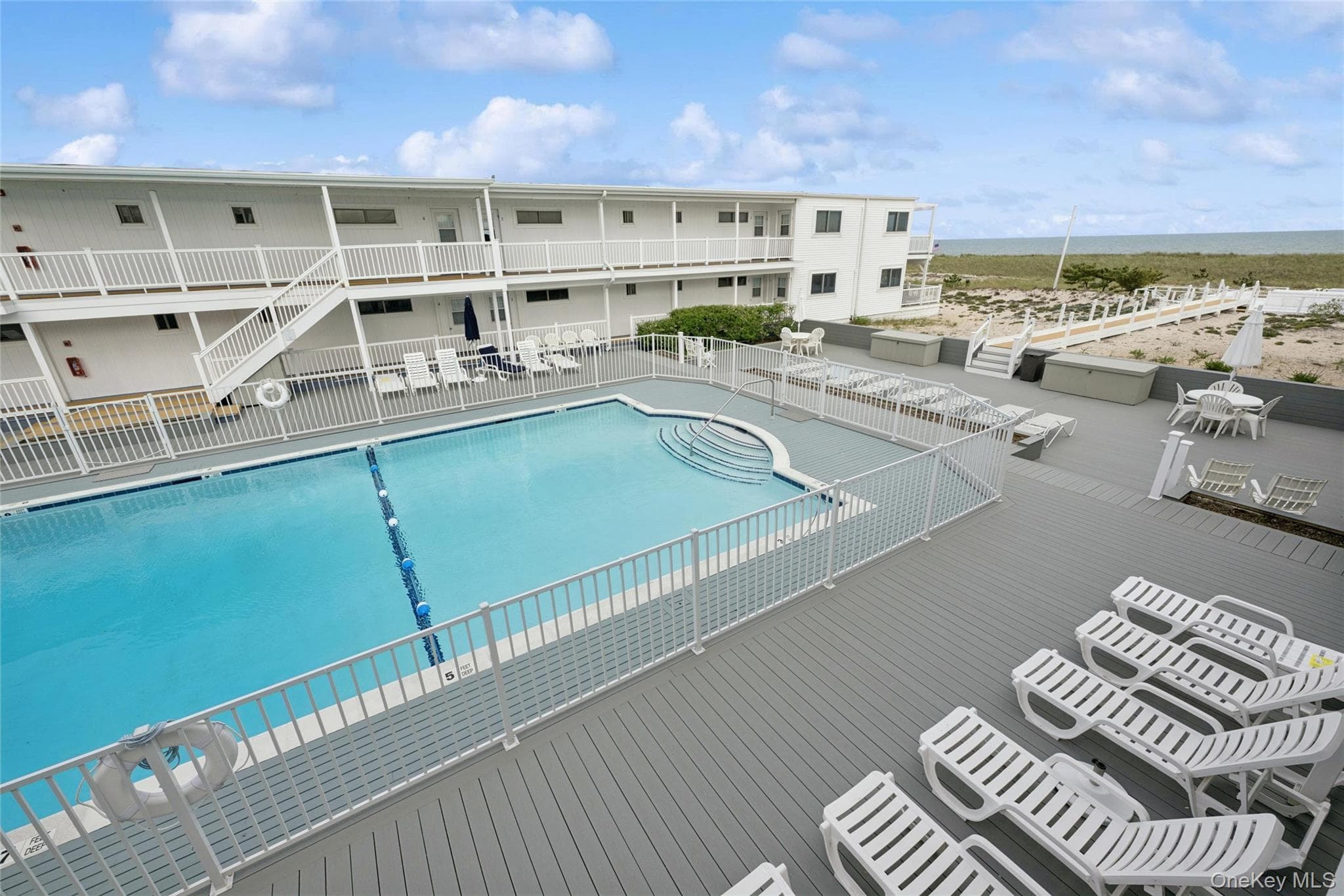 281 Dune Road Unit: 17B thumbnail 18