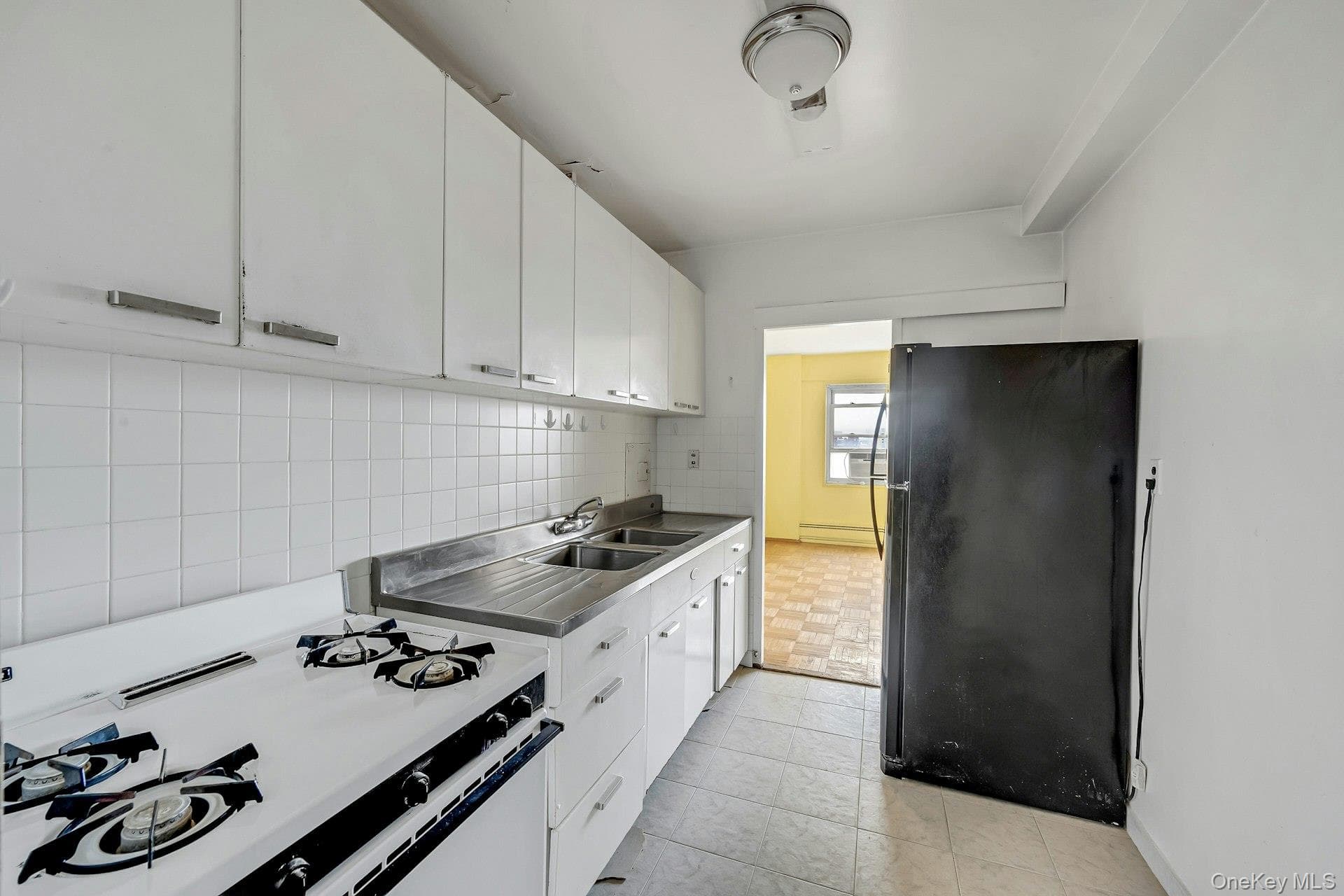 1 Fordham Hill Oval Unit: 12C thumbnail 10