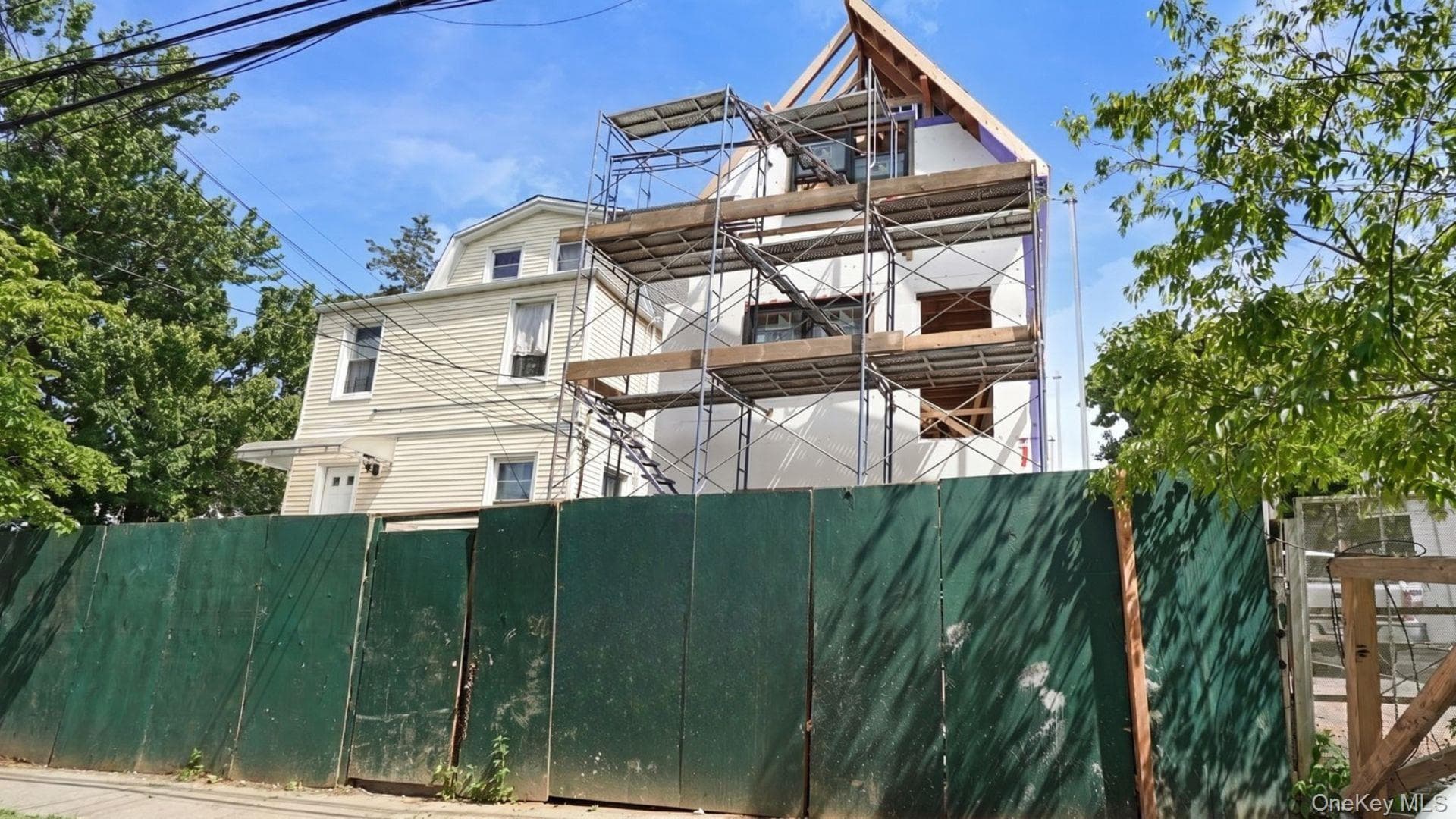 4564 Matilda Avenue thumbnail 2