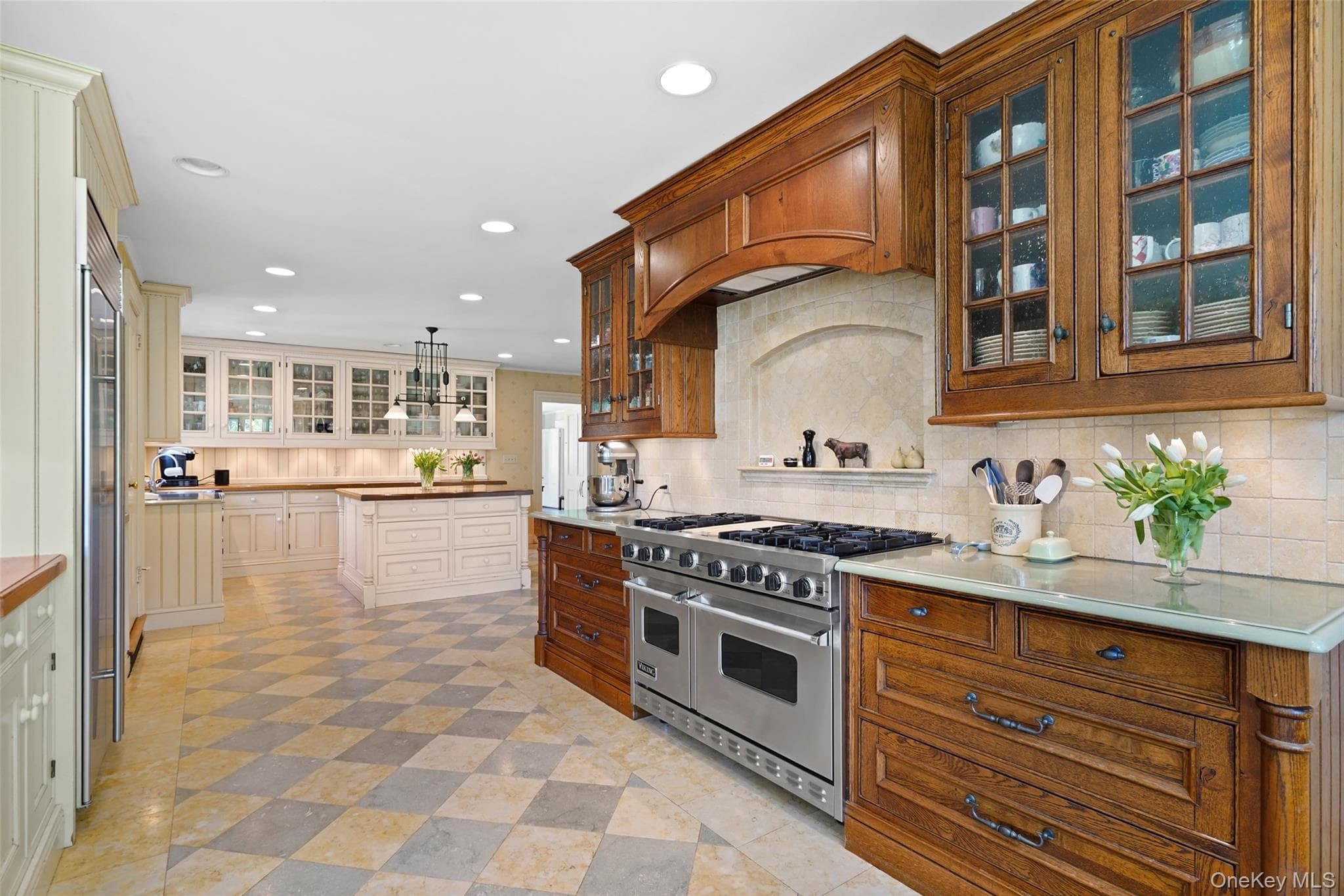 345 Mclain Street thumbnail 15