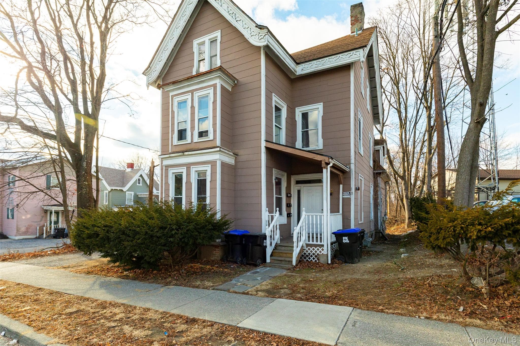 18 S Clinton Street, Poughkeepsie