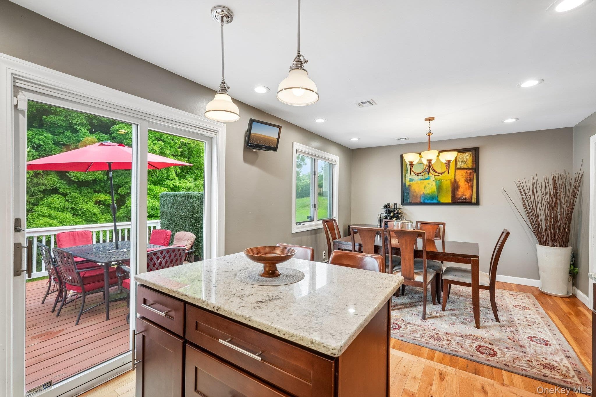 111 Hilltop Road thumbnail 18