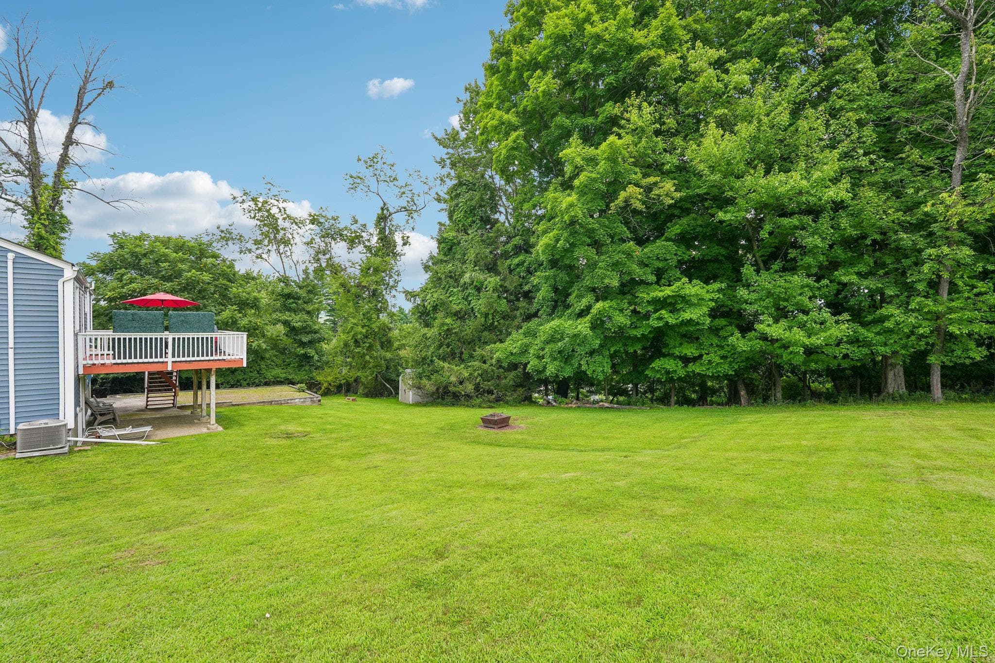 111 Hilltop Road thumbnail 41